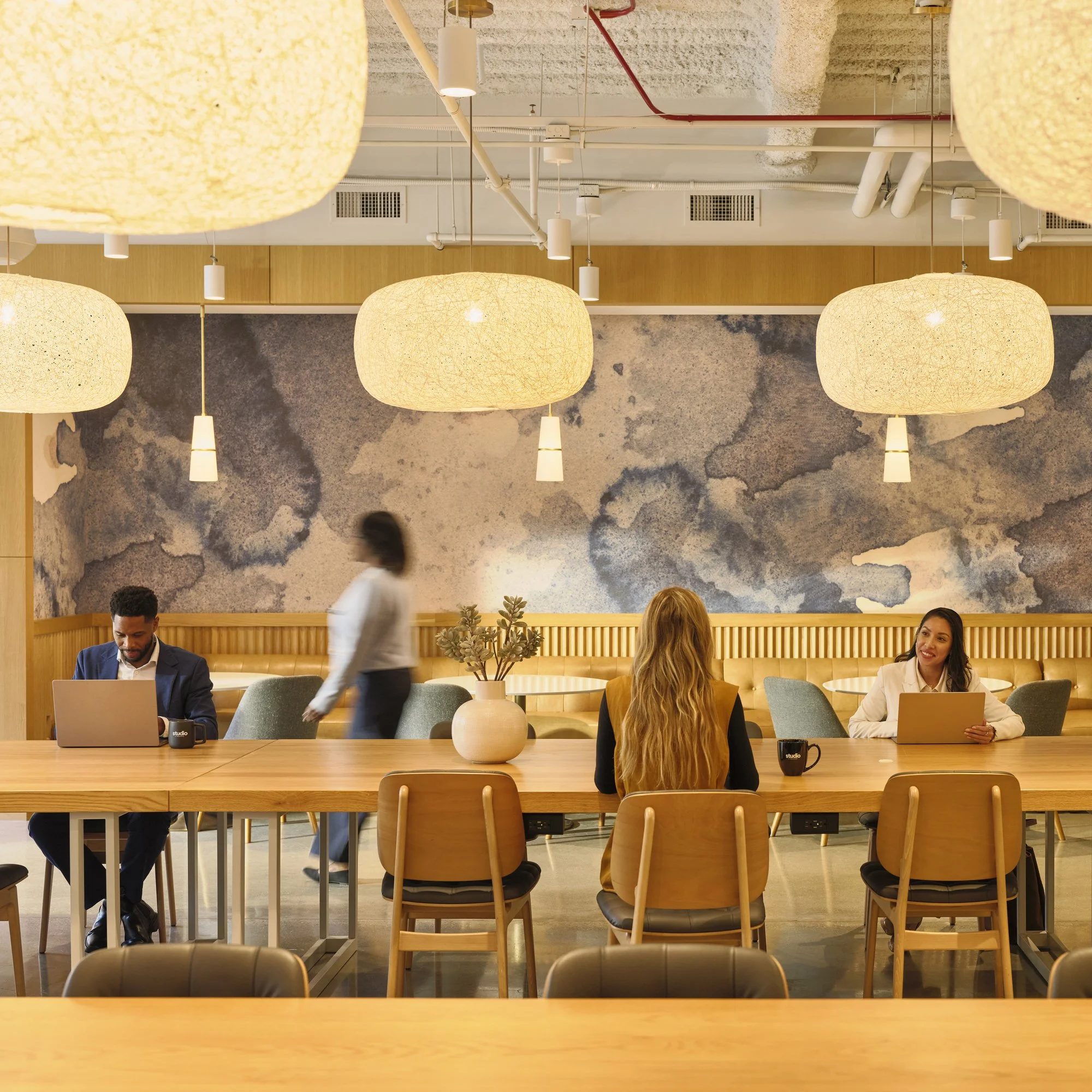 Tishman-Speyer-042025_LA_S3_Common-Area-0352 RTV4 square.jpg