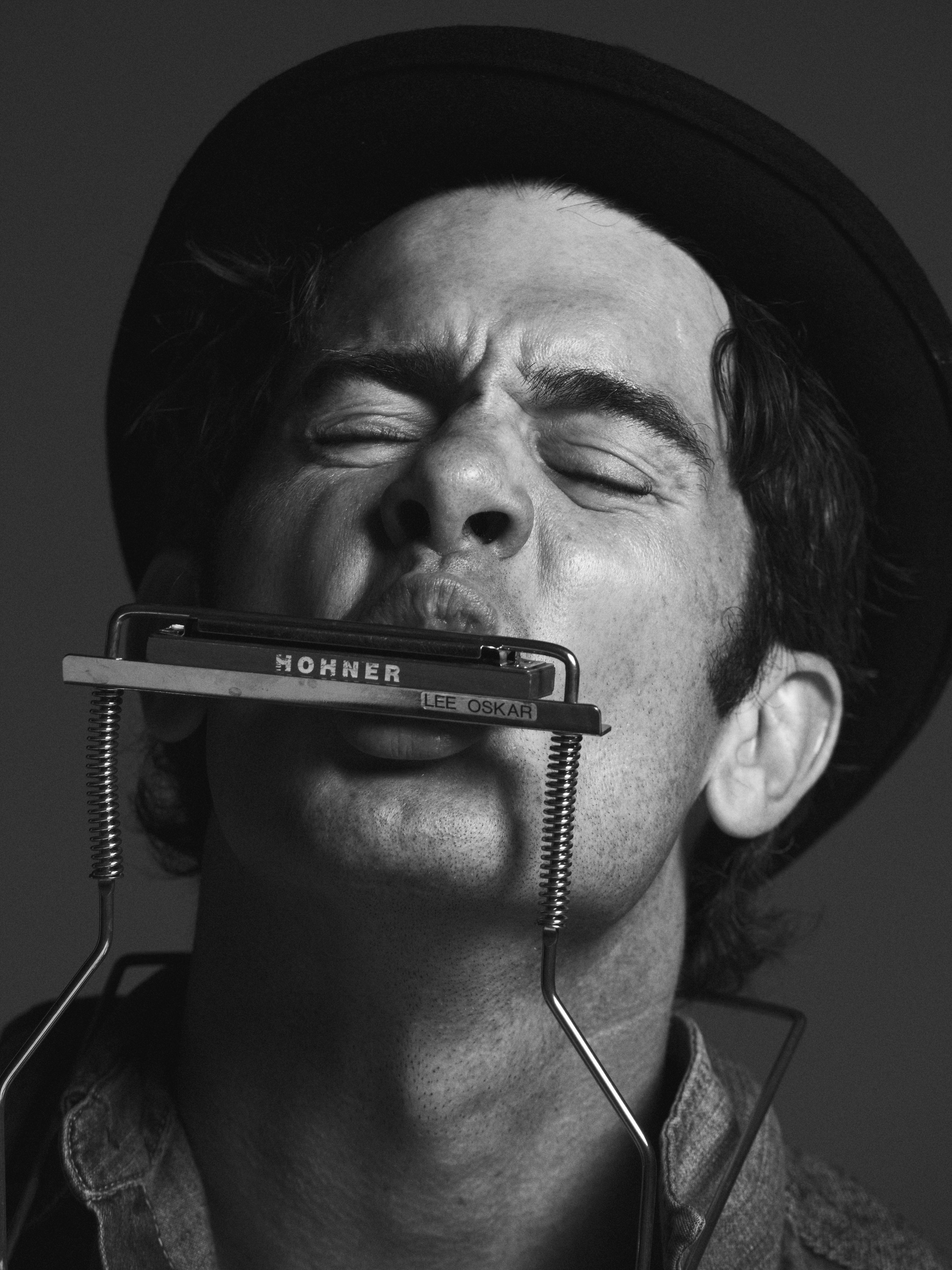 G_LOVE_UA_IMG_7732 FINAL BW V2.jpg