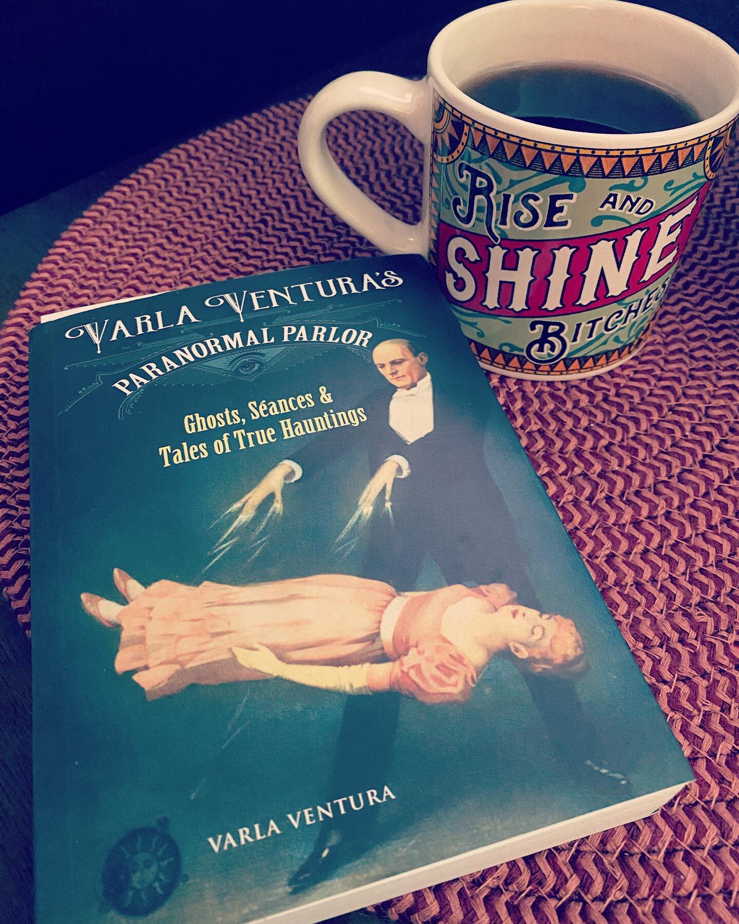 New mug and new (to me) book. Let&rsquo;s get this Monday party started.
.
.
(Mug from @trixieandmilo; book via @wolfgangvintagebooks)
.
.
.
.
#booksabound #mugshotmonday #mondaymotivation #mondaymood #bookaholic #booklover #bookstagram #booknerd #bo