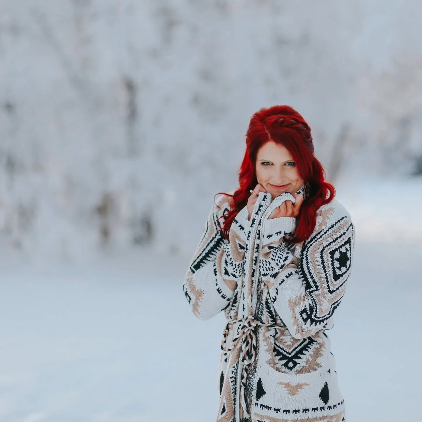 Don&rsquo;t walk into January buying into the same fitness noise again.

The internet is full of extremes.

Rules that don&rsquo;t bend.

Promises that move fast and disappear even faster.

They might grab attention &mdash;
but they don&rsquo;t build