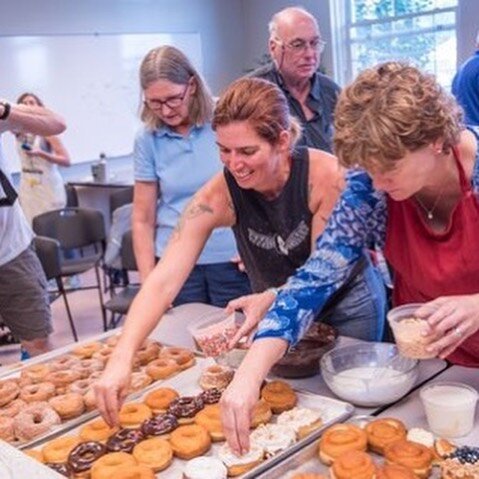 We are extremely excited to announce our upcoming virtual baking workshop! 

Join Rachel Wyman, an award winning, career baker and owner of Montclair Bread Co, on a doughnut making adventure turning yeasted brioche dough, buttermilk cake dough and pa