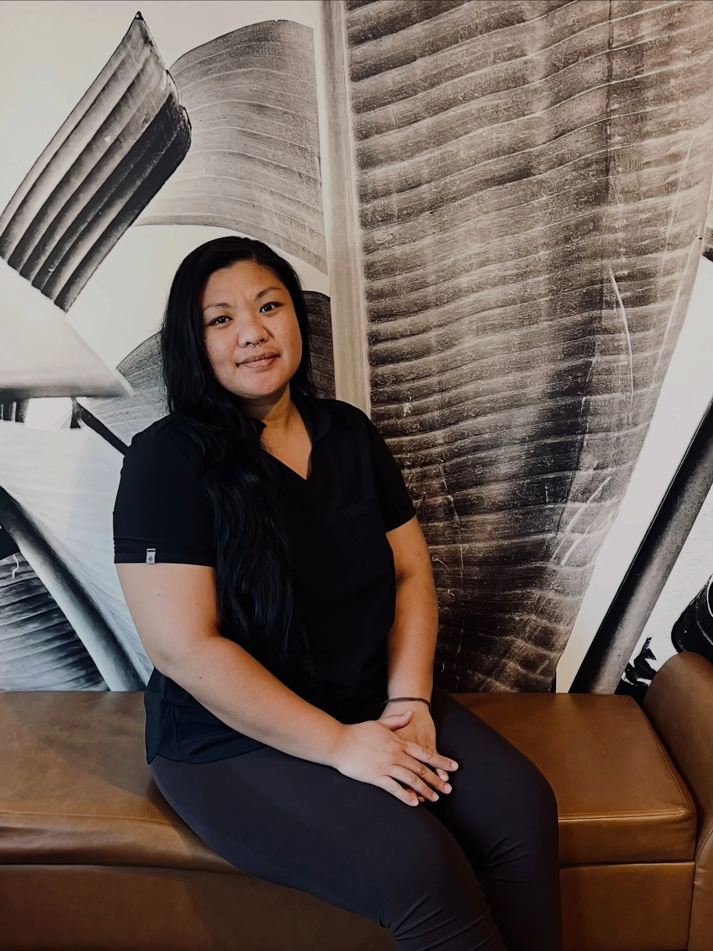 Guess who&rsquo;s back 👀✨
happy to officially welcome jema back to Remedy! She will be offering lymphatic drainage services again soon 🤍