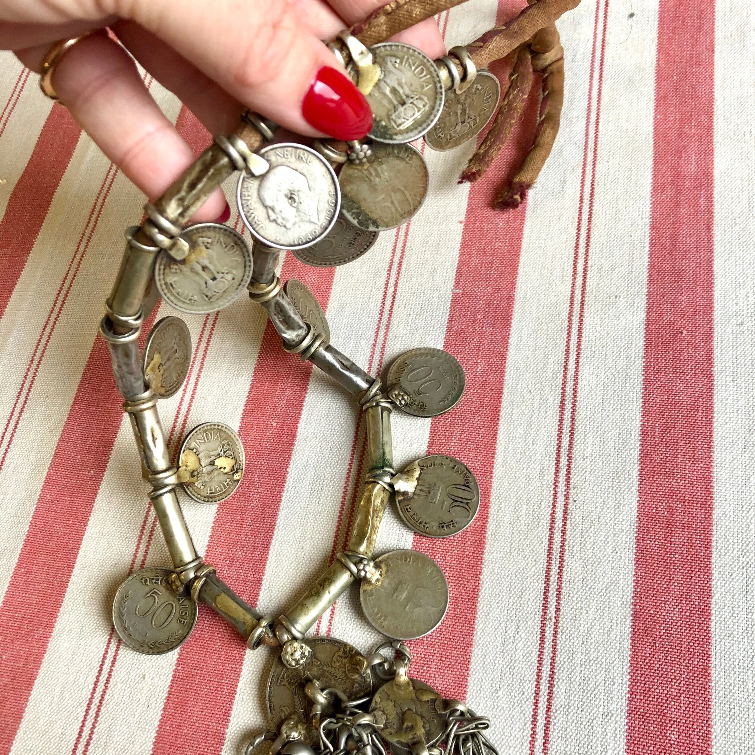 80574CB5-C032-4111-A3F0-9ABAD114EF3E