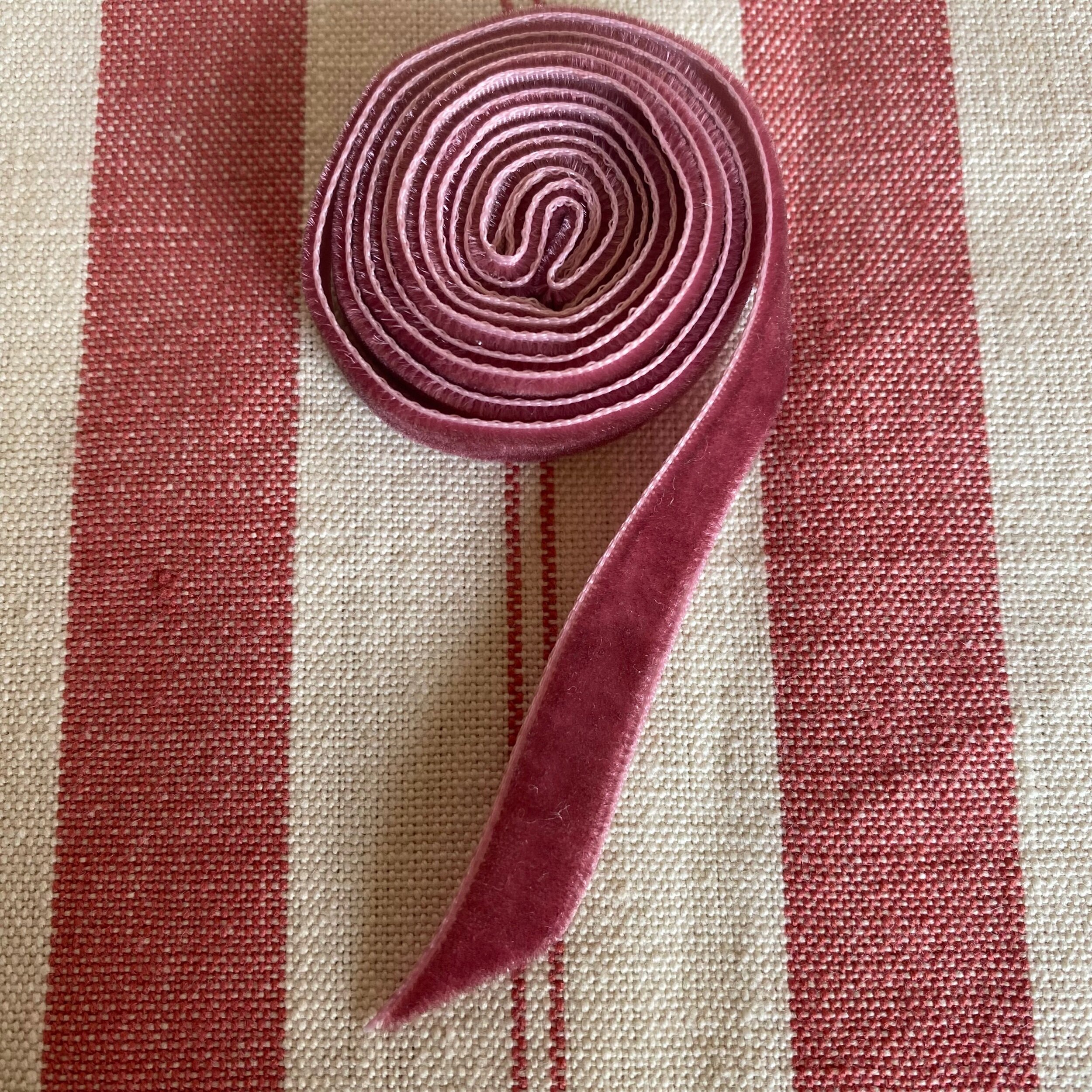 4A7164C0-C95C-4189-89CE-8AF01D09C583