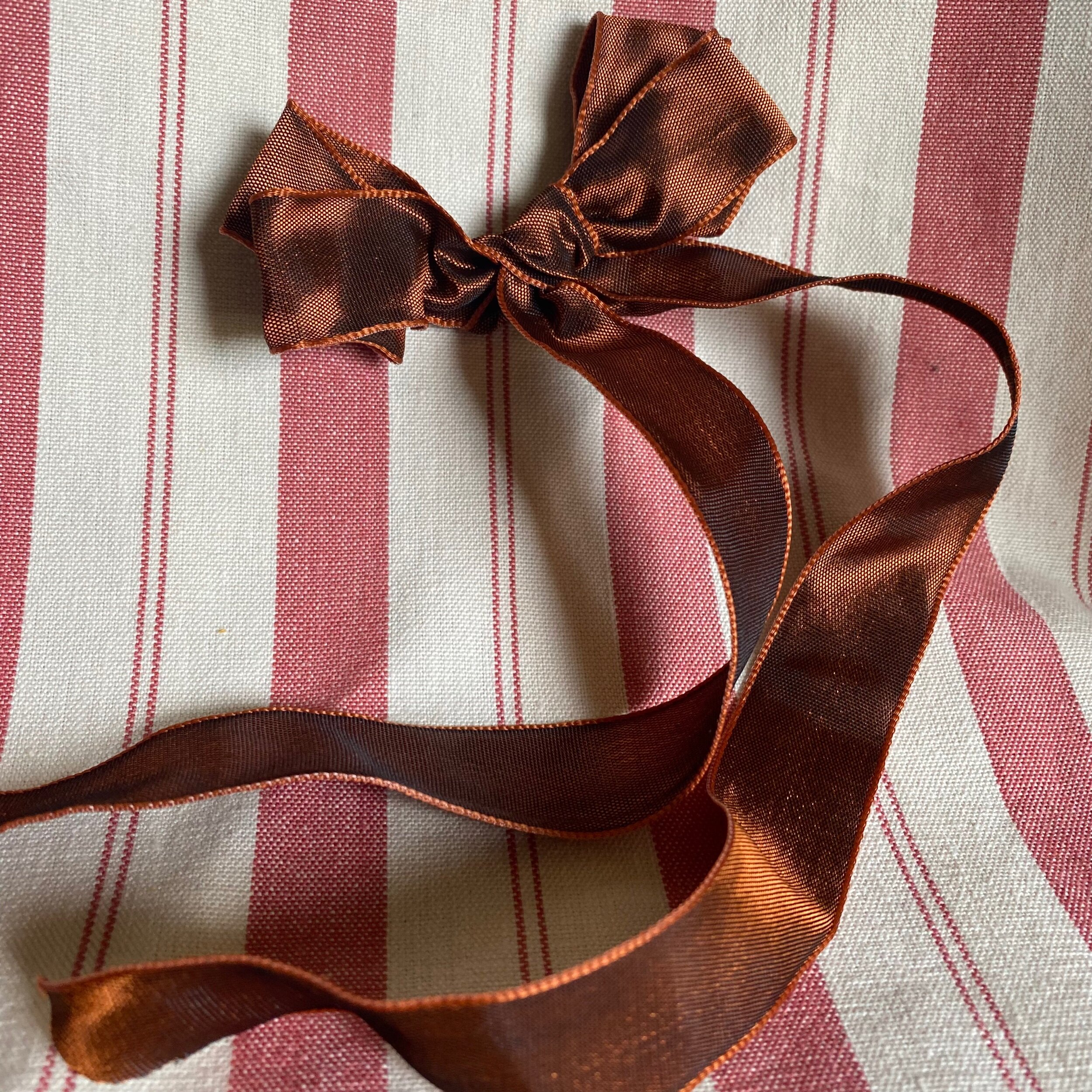 Bronze Brown Wired Ribbon — Fortune's