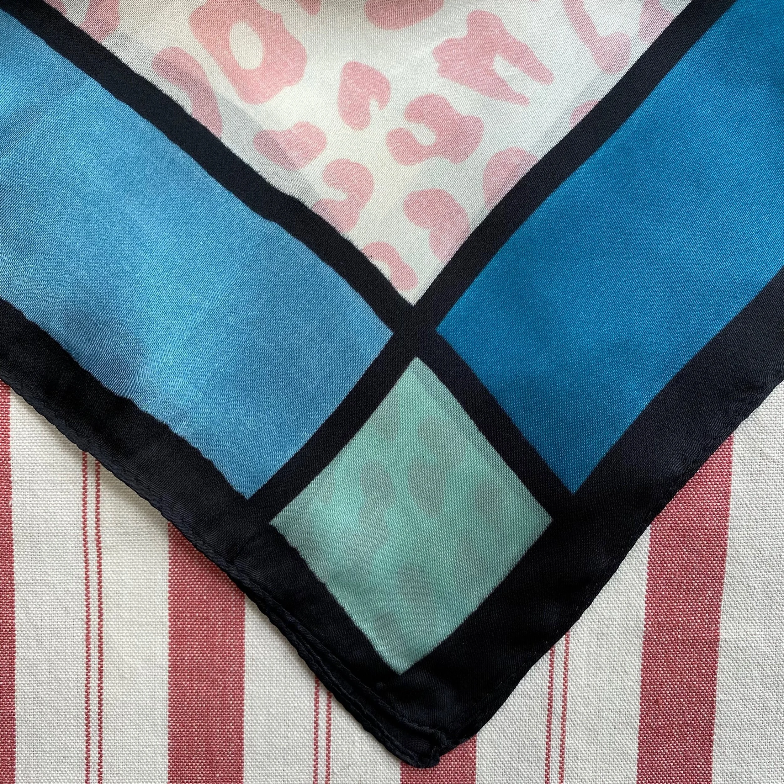 87155AC2-8BF7-4B3B-9981-FF5C54AD8553