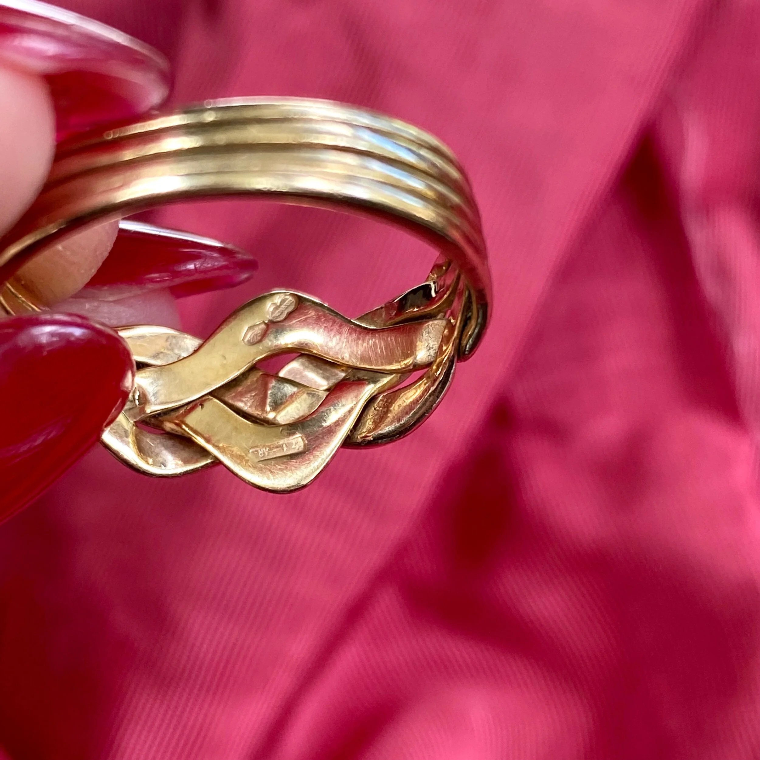 B151538F-6EF3-40B7-BBE2-49B72FCE21BF