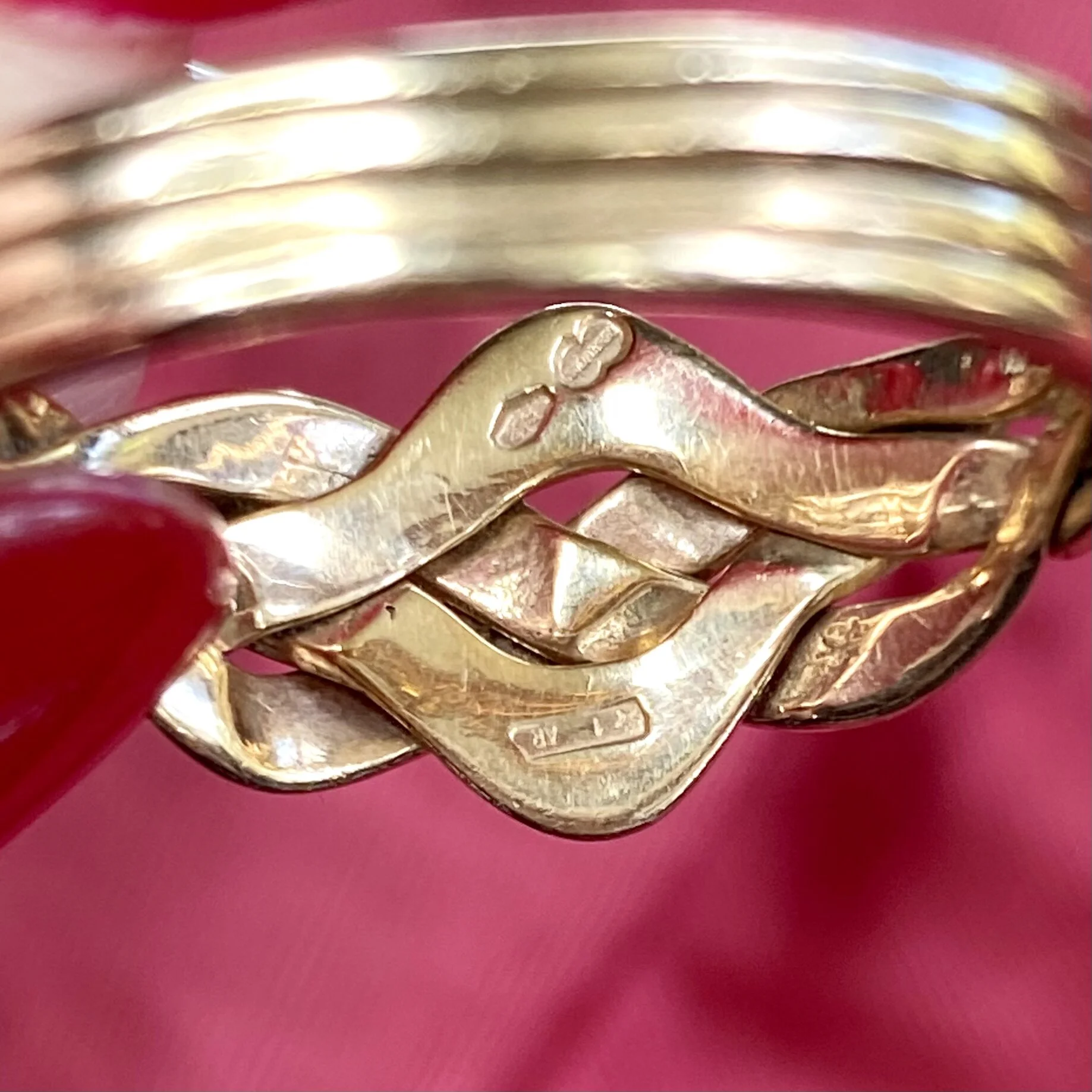 7711A0F1-2D22-4EBA-86BB-D43B078D1FD9