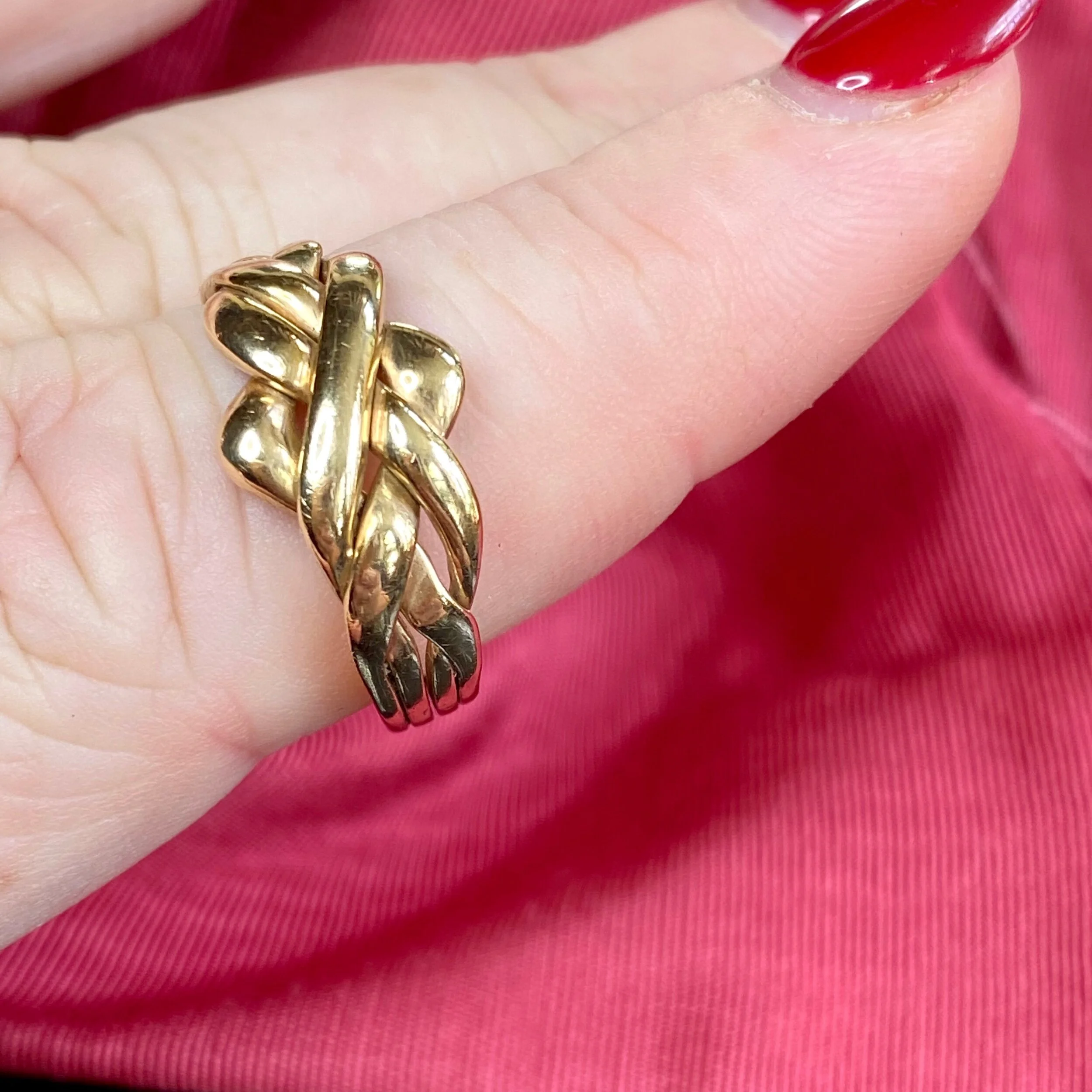 509E0B90-F025-49D2-A338-5852141320B0