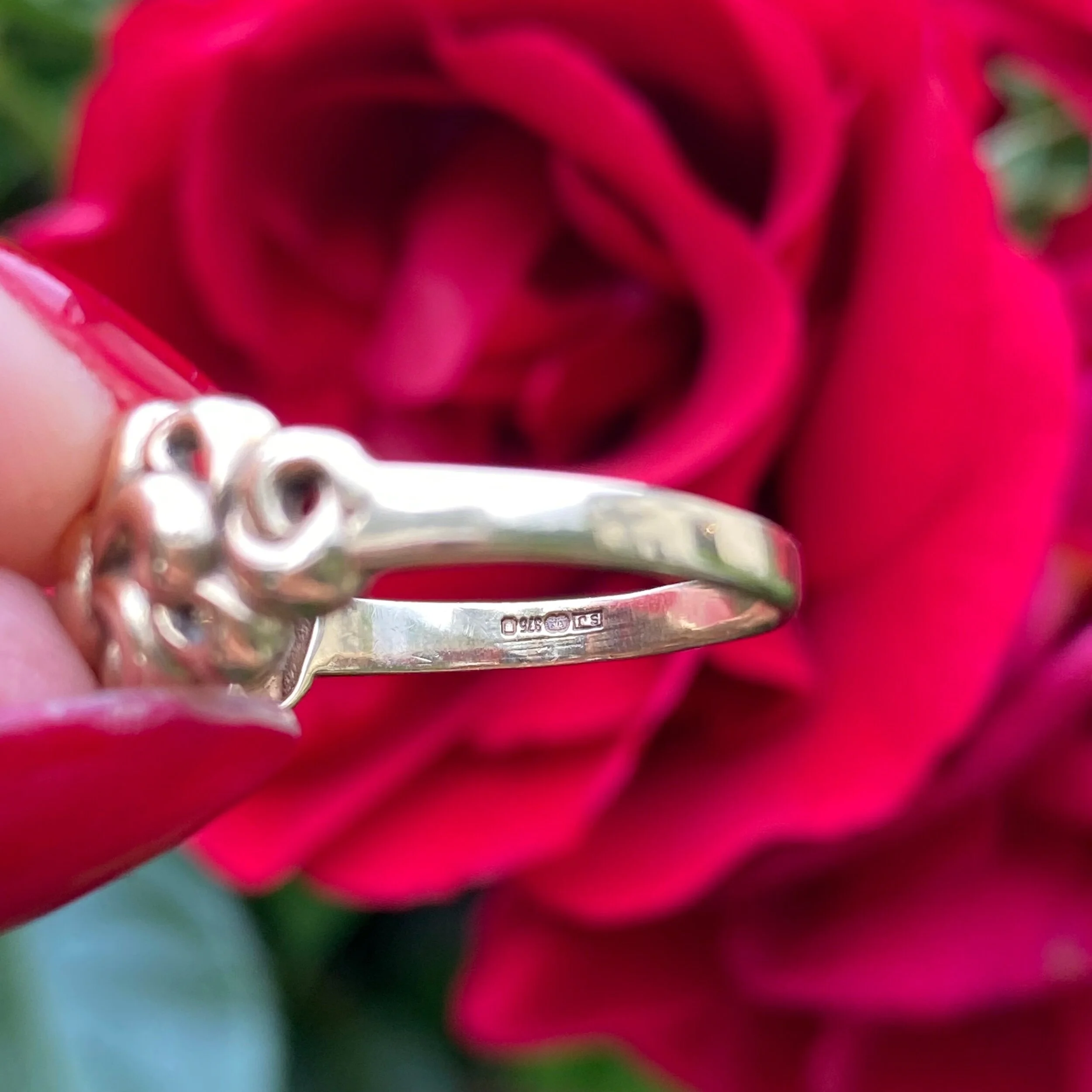 B02837FB-EBA6-4CE4-BE73-070FE5A4755D