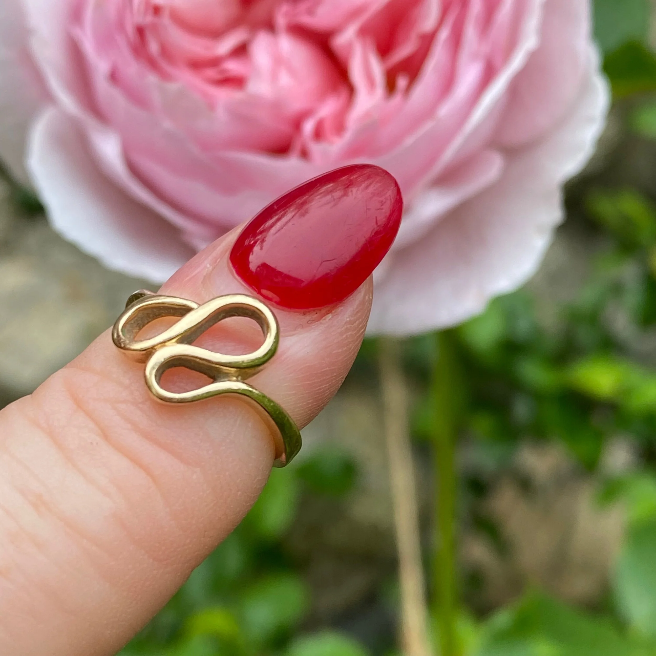 BD25D225-F5D0-4920-958B-0A896EC4148A