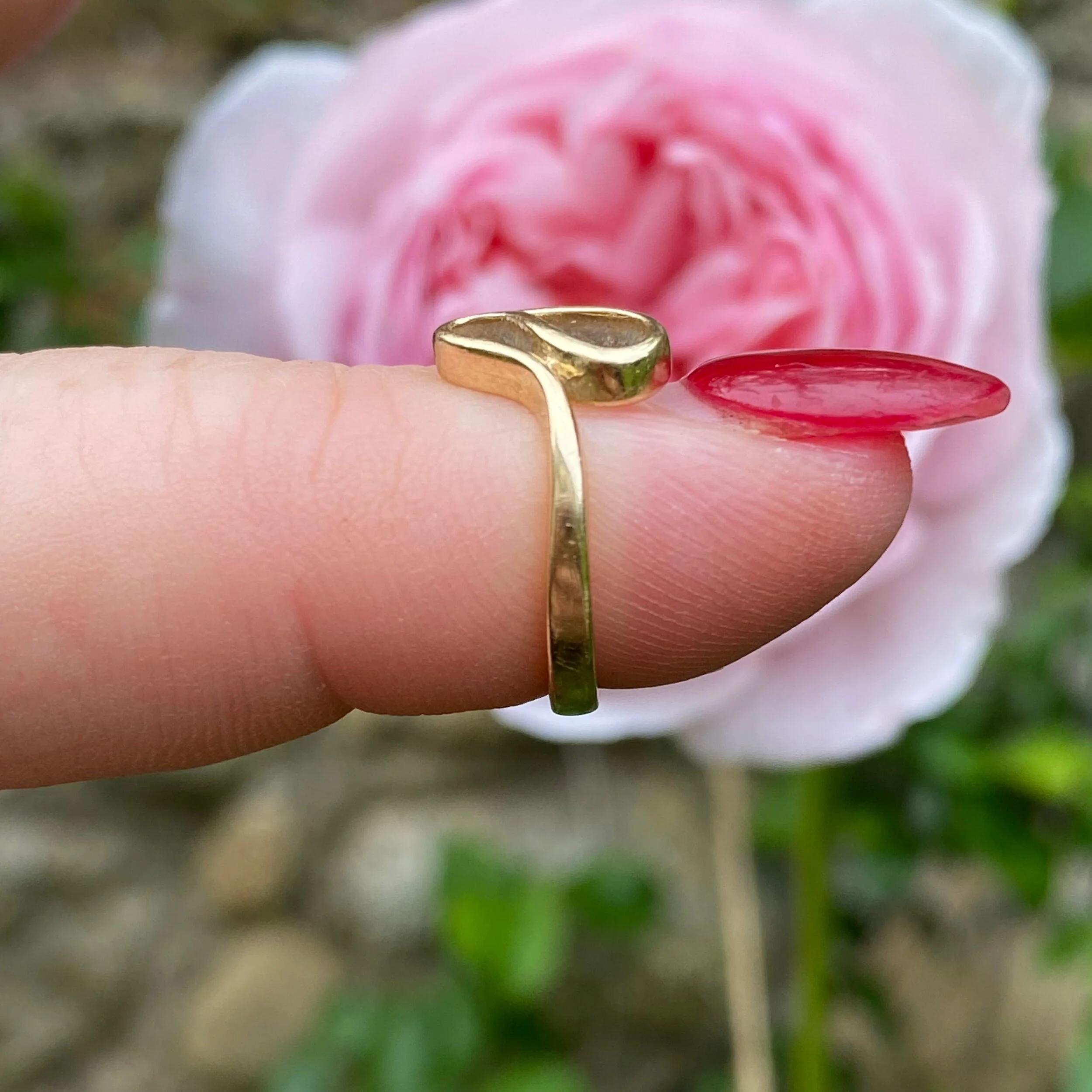 8B3F6EB2-98C3-4312-B17A-DBC001D5C081