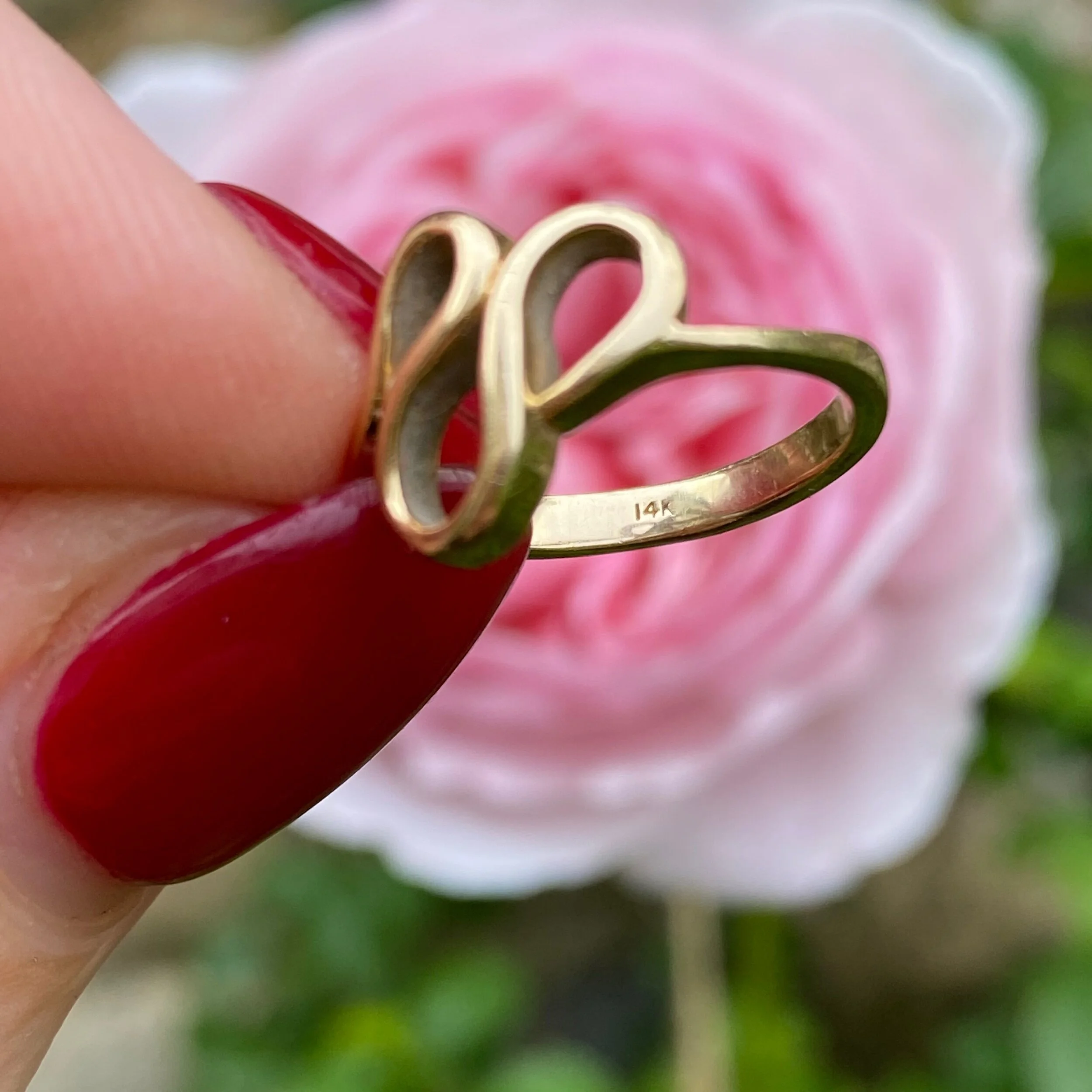 55F29CC1-0E40-41FA-A58E-88F3E0B0691B