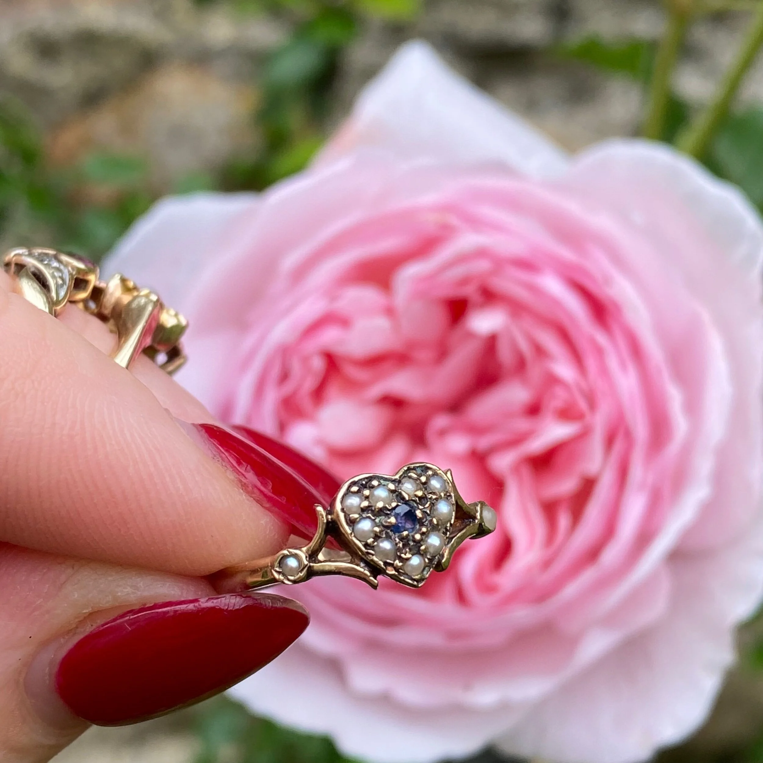 A726155D-34A1-4051-BAC8-57752A3F12B1