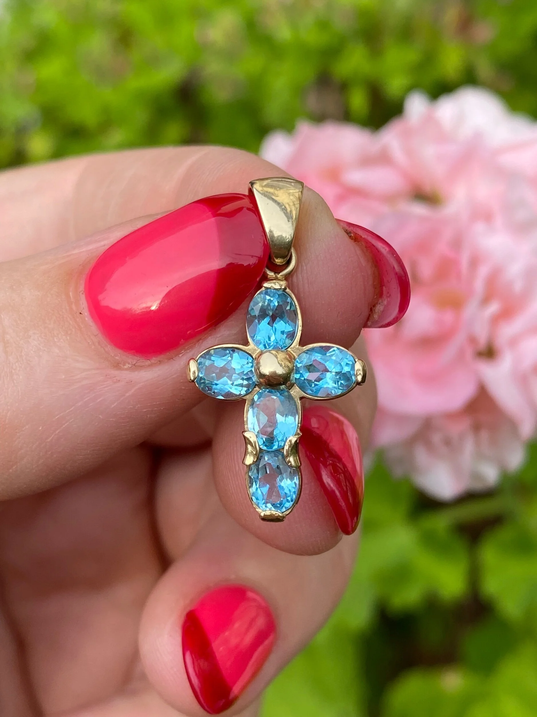 C92FE4B6-3D63-4B9D-ABE3-7A0F74DFC0E4