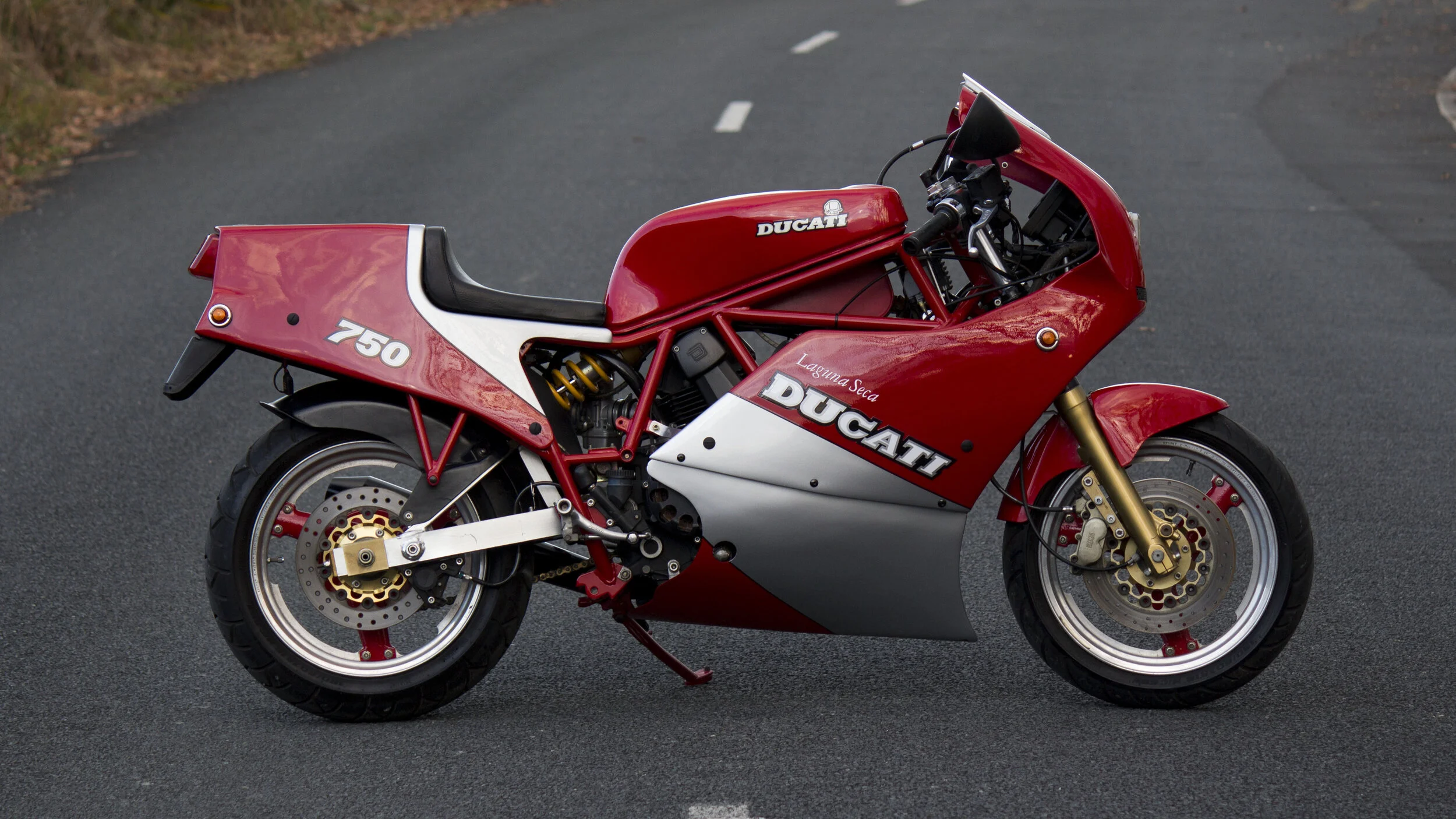 Ducati 750 F1 Laguna Seca.jpg