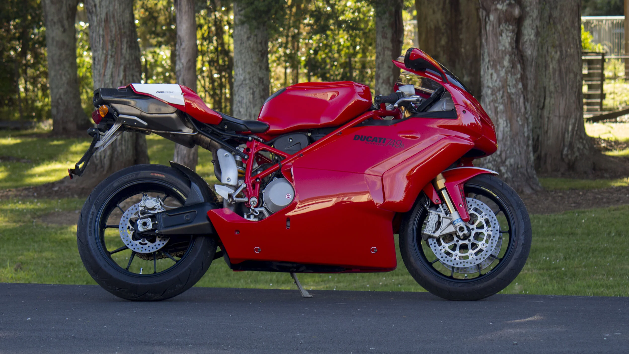 Ducati 749R.jpg