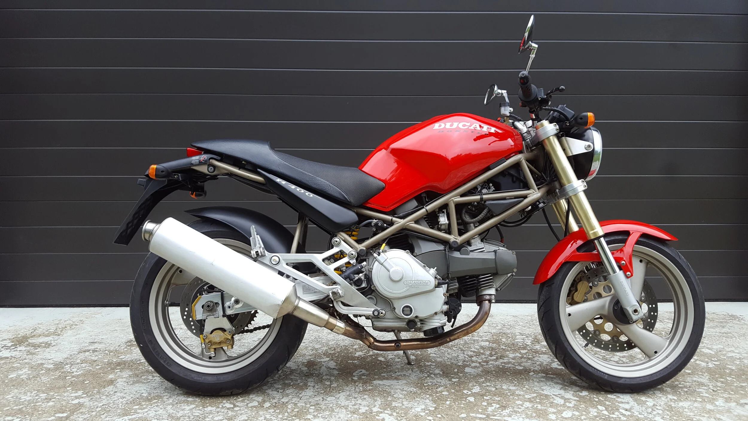 Ducati 400 Monster.jpg