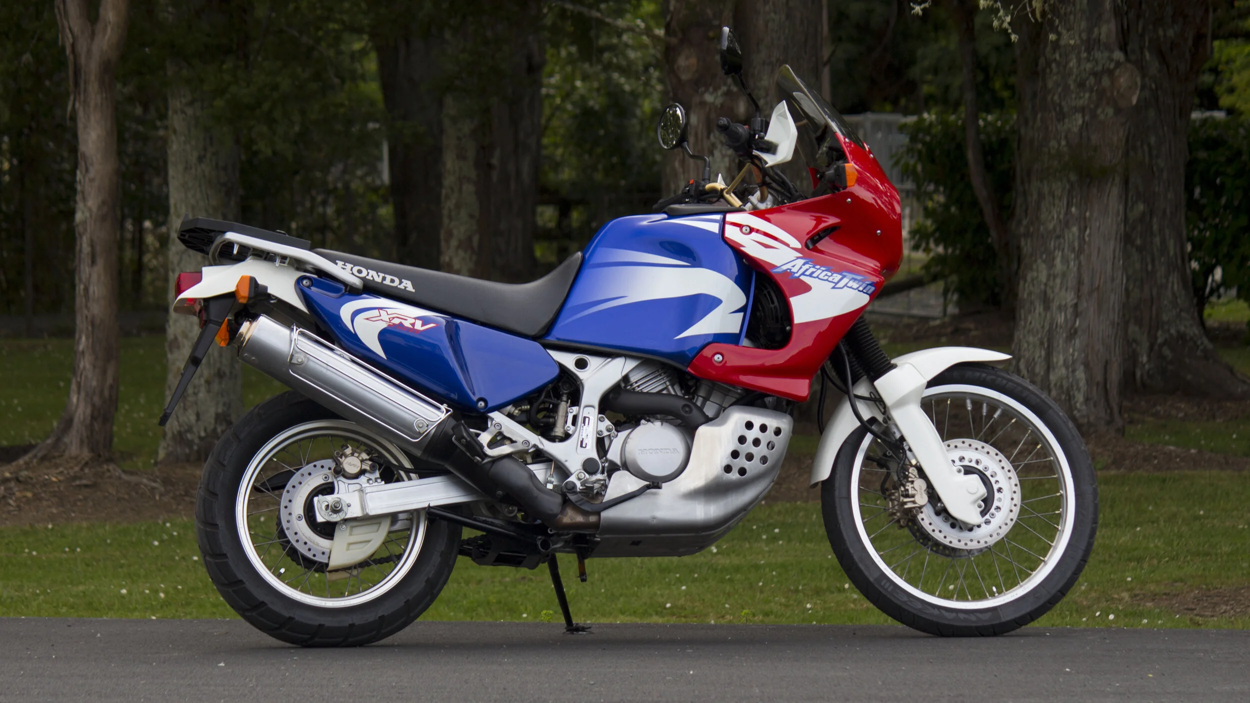 Honda XRV750 Africa Twin.jpg