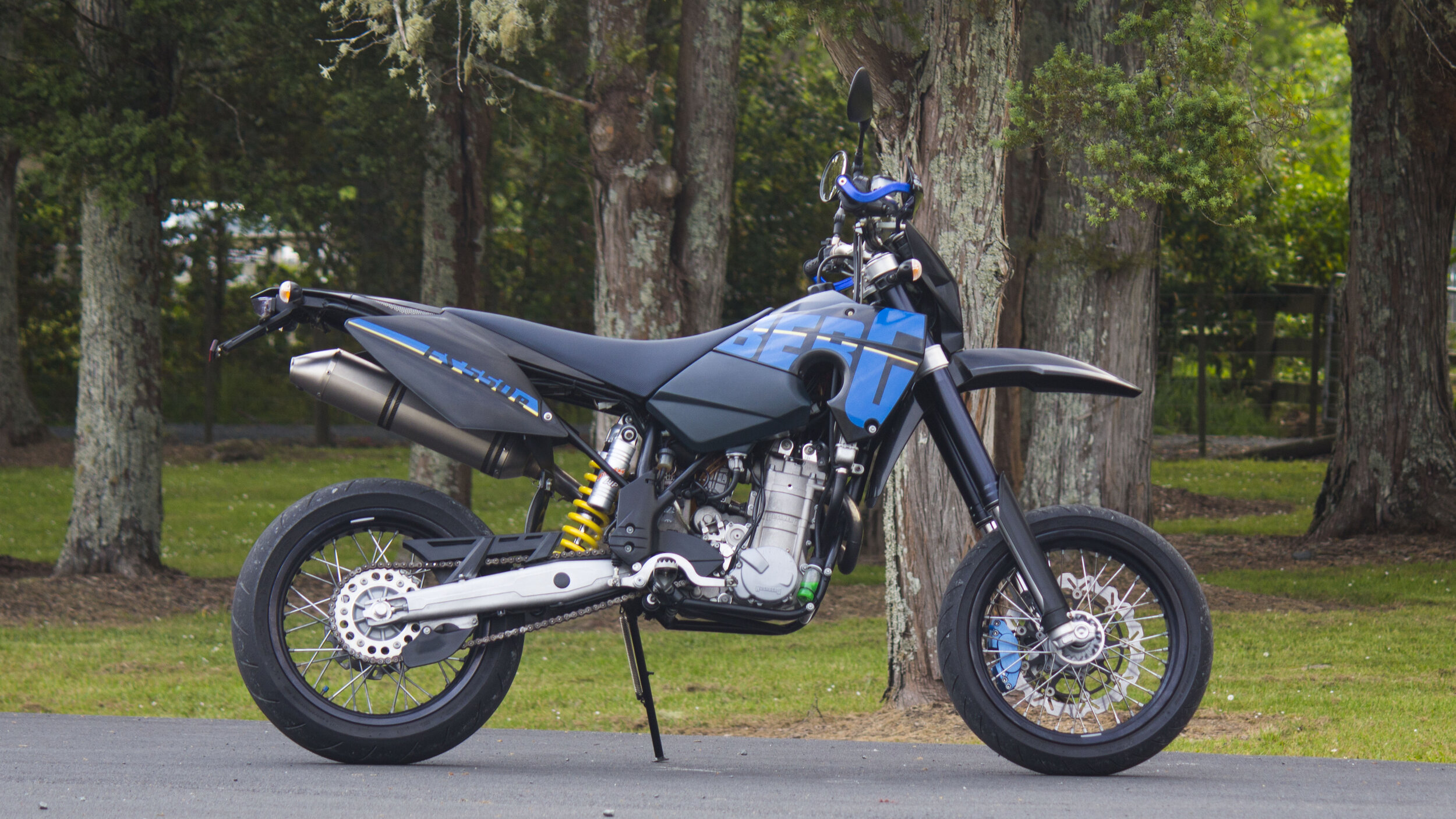 Husaberg FE550 Motard.jpg