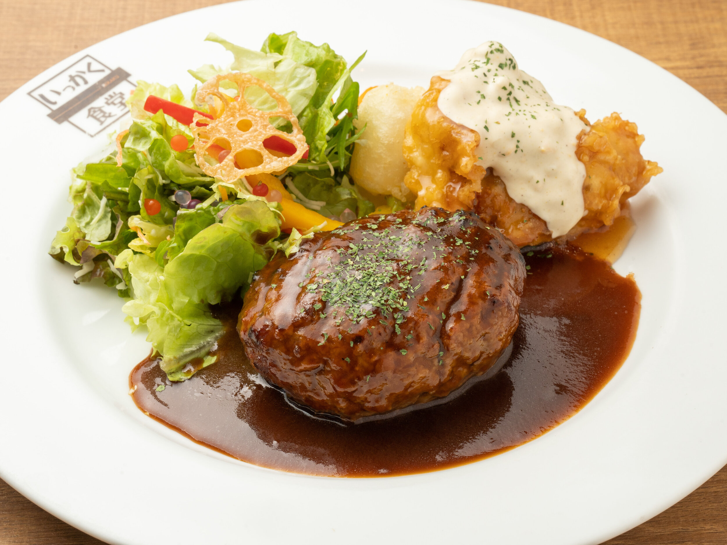 18_いっかくハンバーグ&チキン南蛮-2.jpg