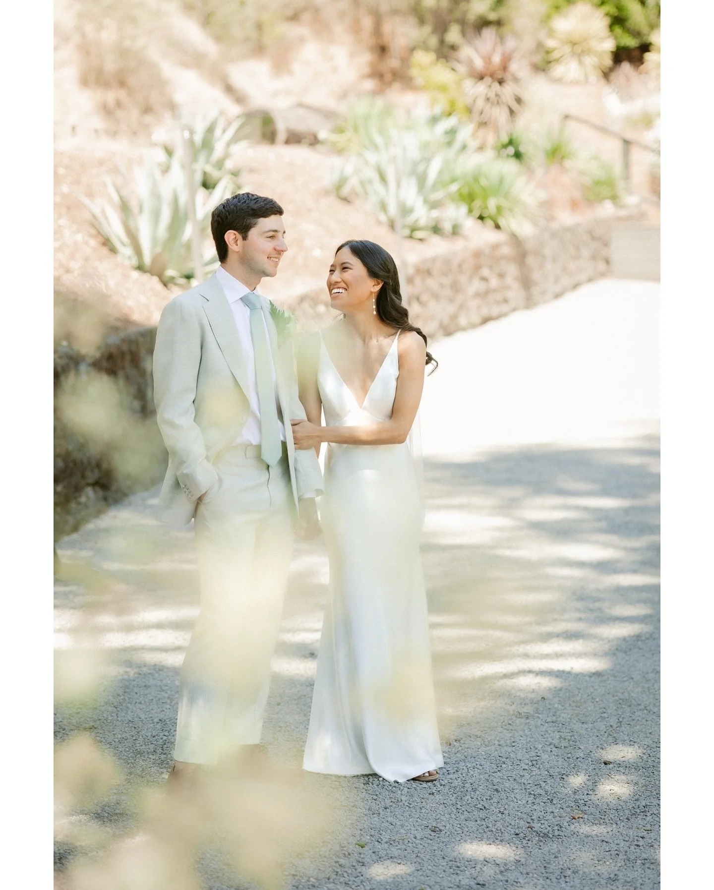 Another beautiful wedding to share, second shooting with @mayaroseweddings 💐

#alishiaannephotography

#bayareaphotographer
#sanfranciscophotographer
#sfphotographer
#marincountyphotographer
#caphotographer
#fairfaxphotographer 
#secondshooter 
#mar