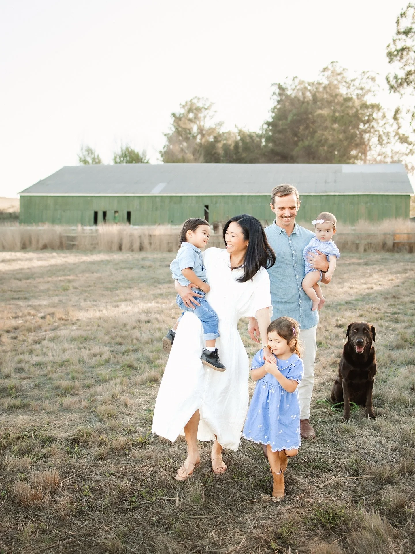 Mini session delivery is happening, that means cuteness and good looking families to share! 

#alishiaannephotography