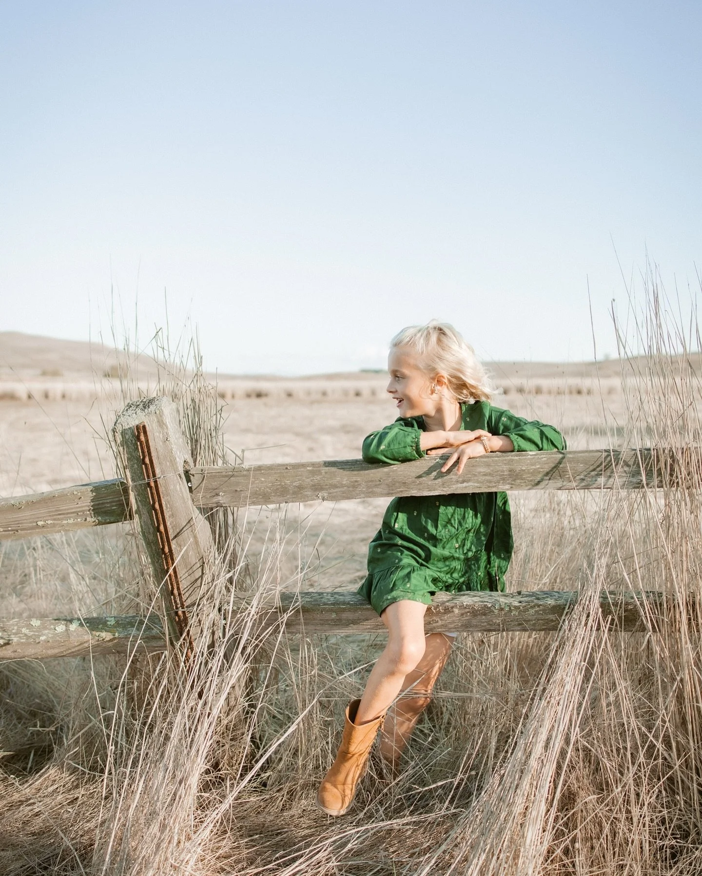 ✨Mini session slots added for 11/15! You can book on my website under &ldquo;book a fall mini&rdquo;✨

Gallery deliveries went out yesterday, which means a whole bunch of cuteness to share 🥰

#alishiaannephotography