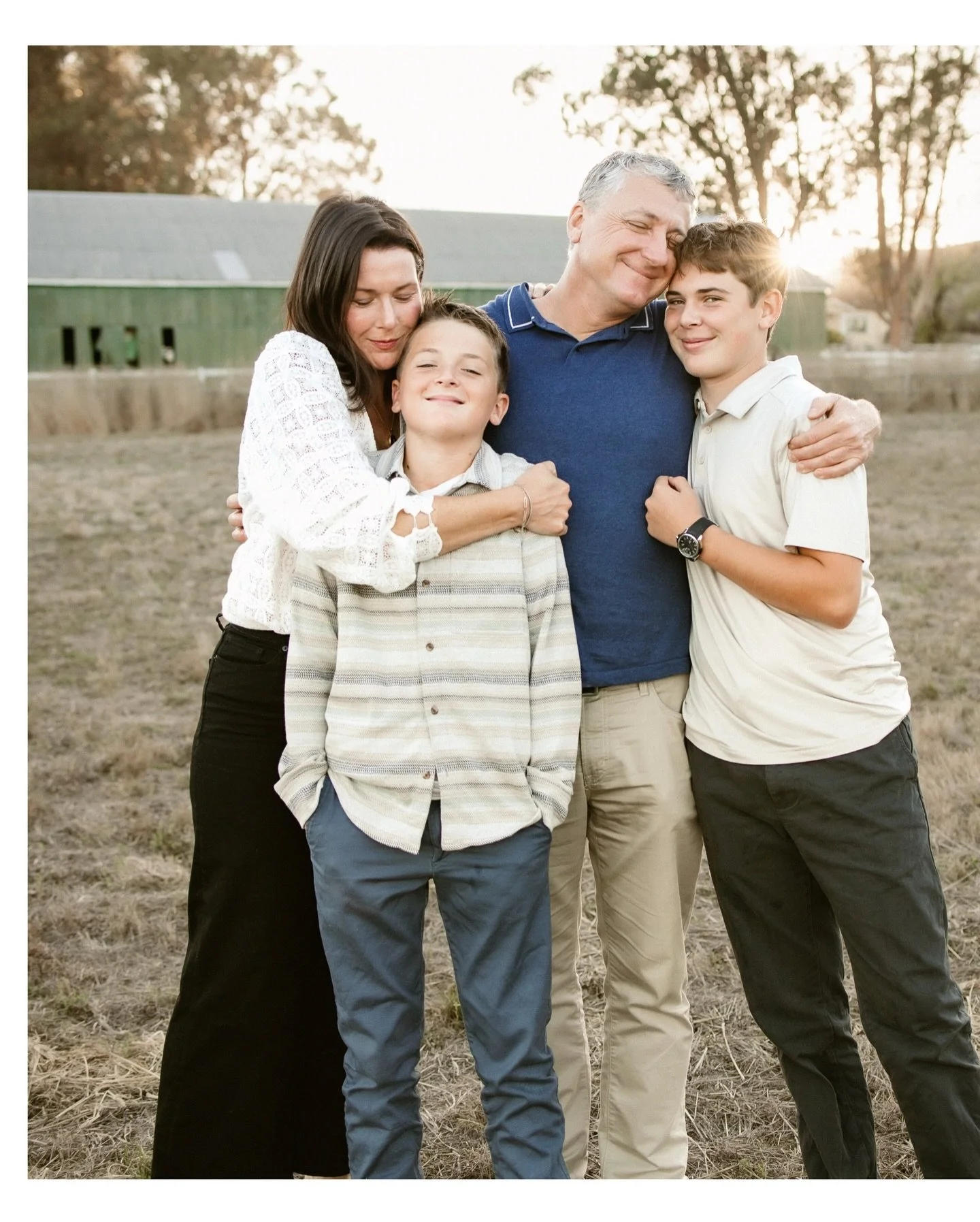 Throwback to fall minis 🍂 now I&rsquo;m craving summer! But first Spring. 🌸

#alishiaannephotography