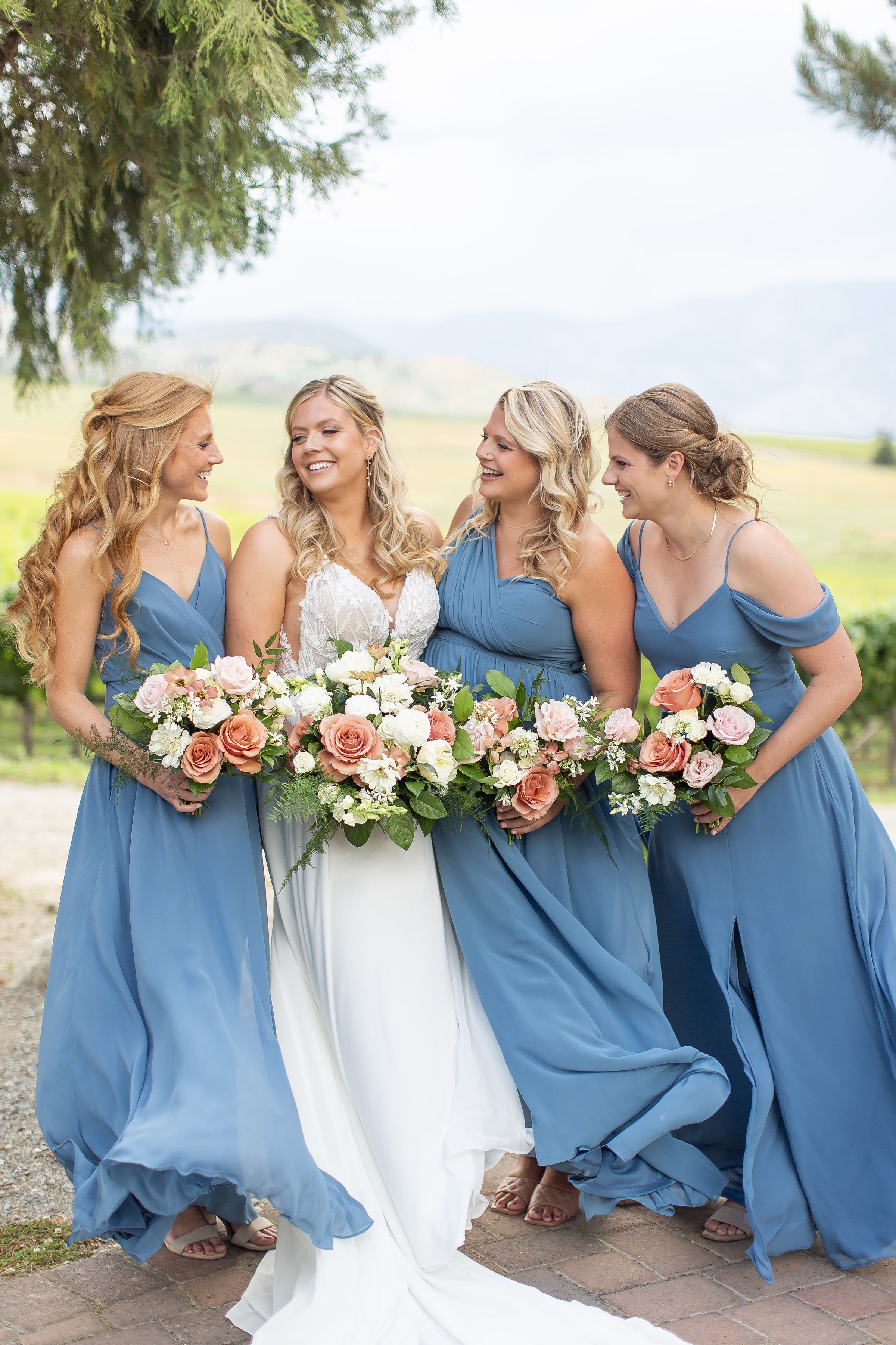 BridalPartyBradyandCarolineEmilyMollerPhotography-116.jpg