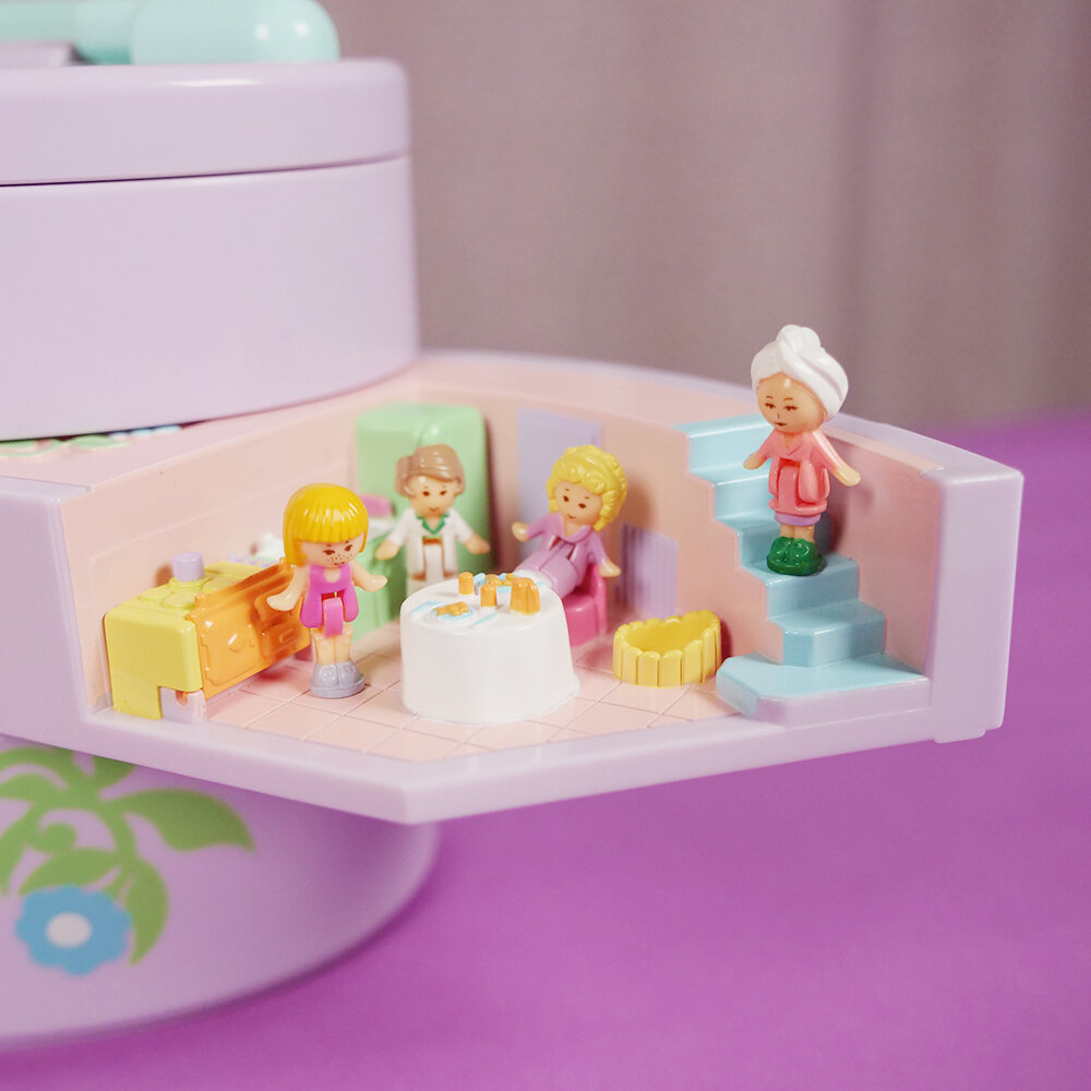Polly Pocket Pullout Playhouse Vanity 1991