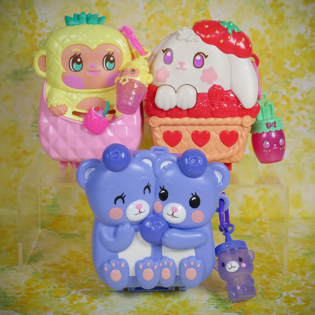 polly-pocket-pineapple-monkey-strawberry-bunny-blueberry-bear-01.jpg