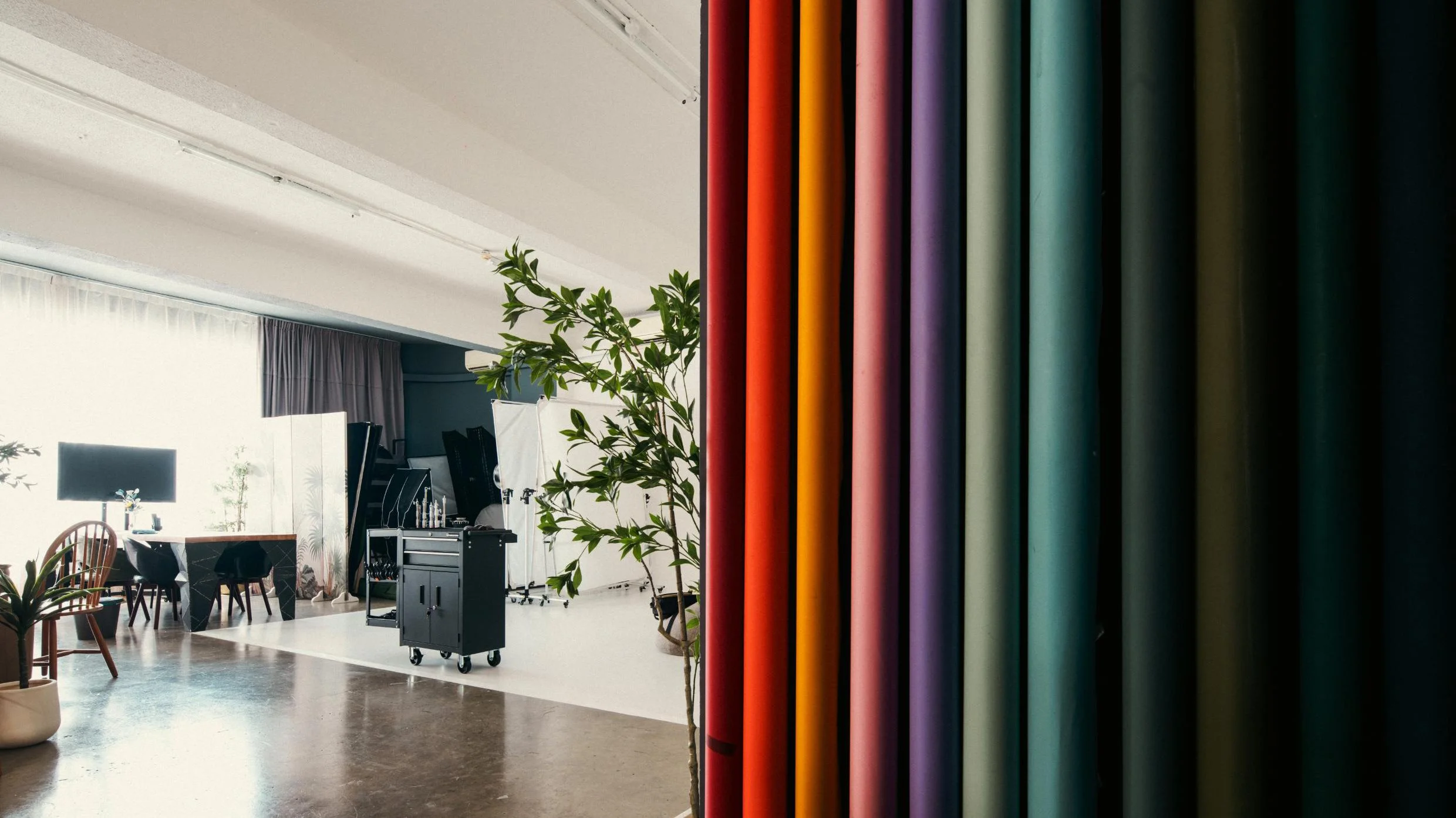 More than 15 coloured backdrops available for use at no additional costs