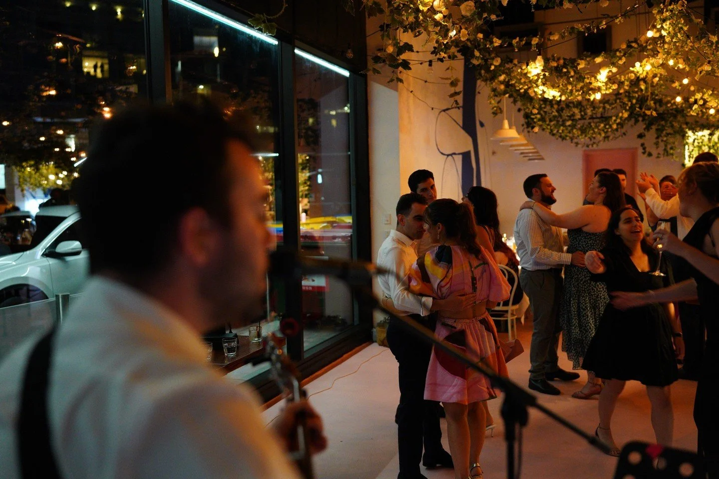 During those intimate moments of slow dancing, time seems to stand still.

For your first dance or a quiet moment with your parents, we&rsquo;re here to make every second feel timeless with Blue Collar Band.

#weddingmusic #liveweddingmusic #livewedd