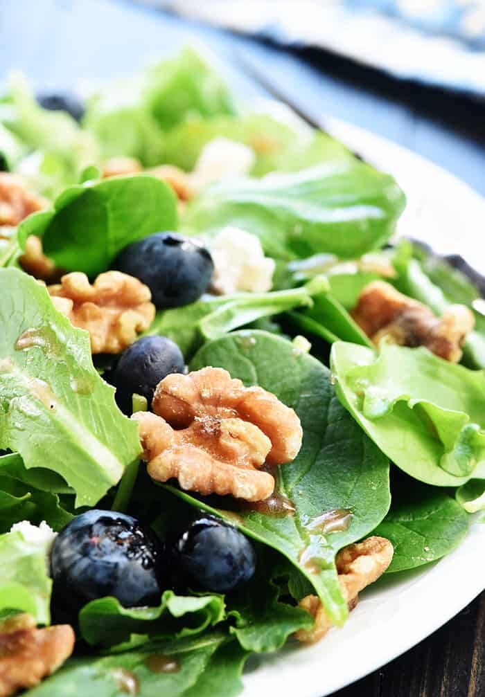 Brain-Healthy-Salad-Recipe-MIND-Diet-Leafy-Greens-Blueberries-Walnuts-Olive-Oil-by-Five-Heart-Home_700pxZoom.jpg