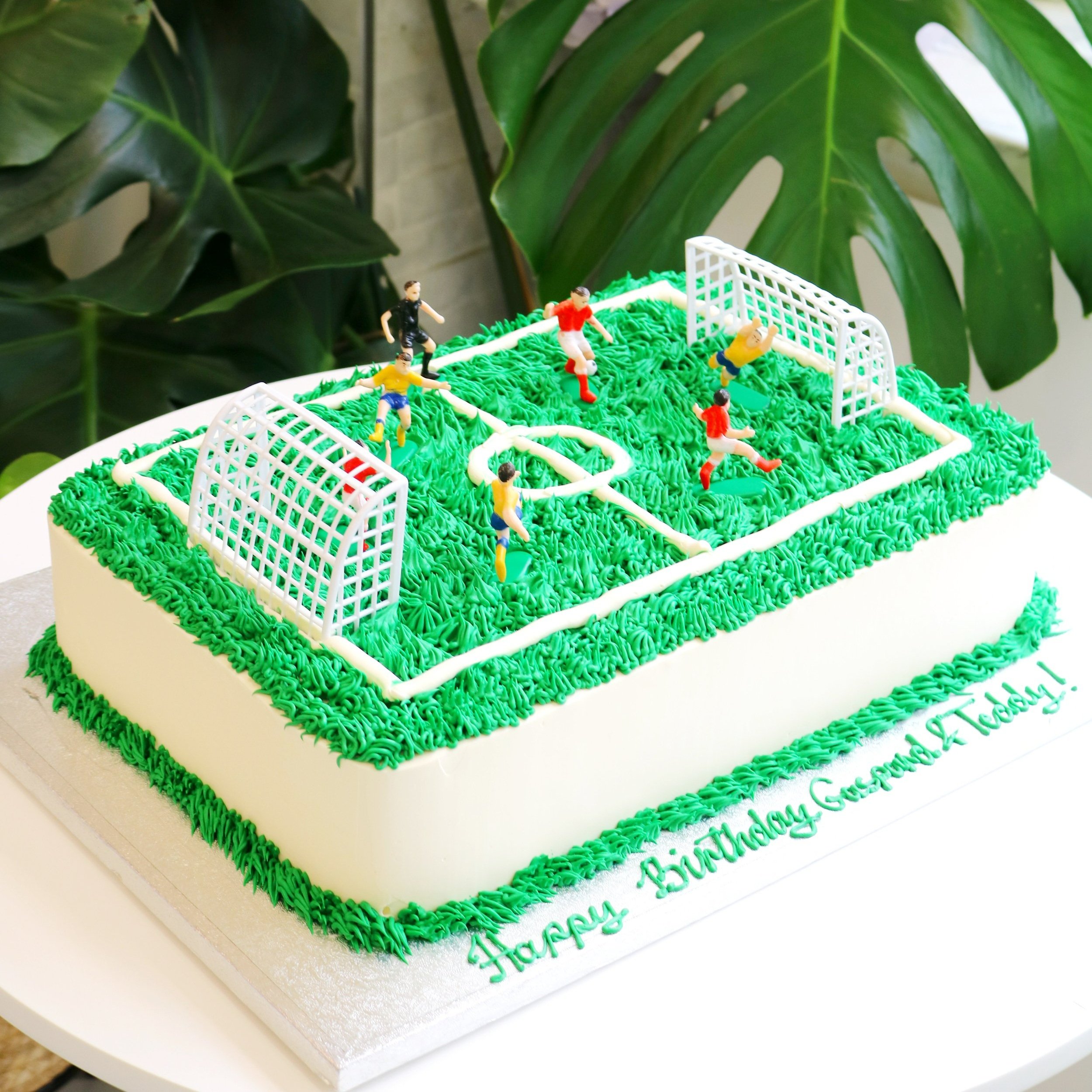 Football Pitch Cake – Flavour Bites Cakes