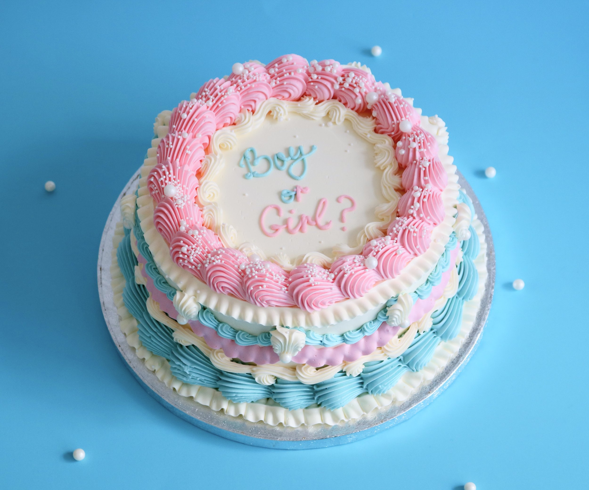gener reveal cake