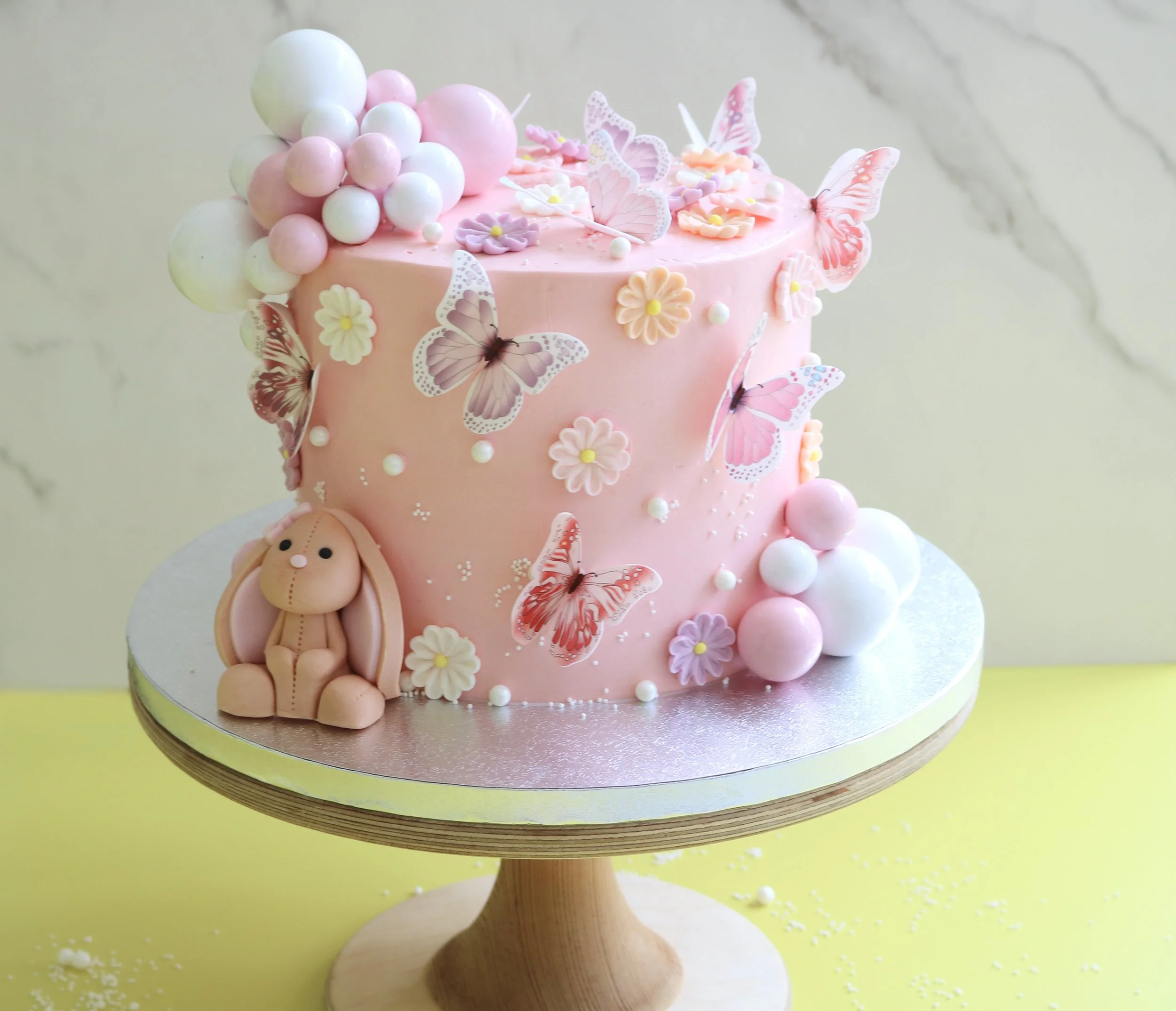 Kids Birthday Cakes for the Summer Holidays: Our Favourite Themes