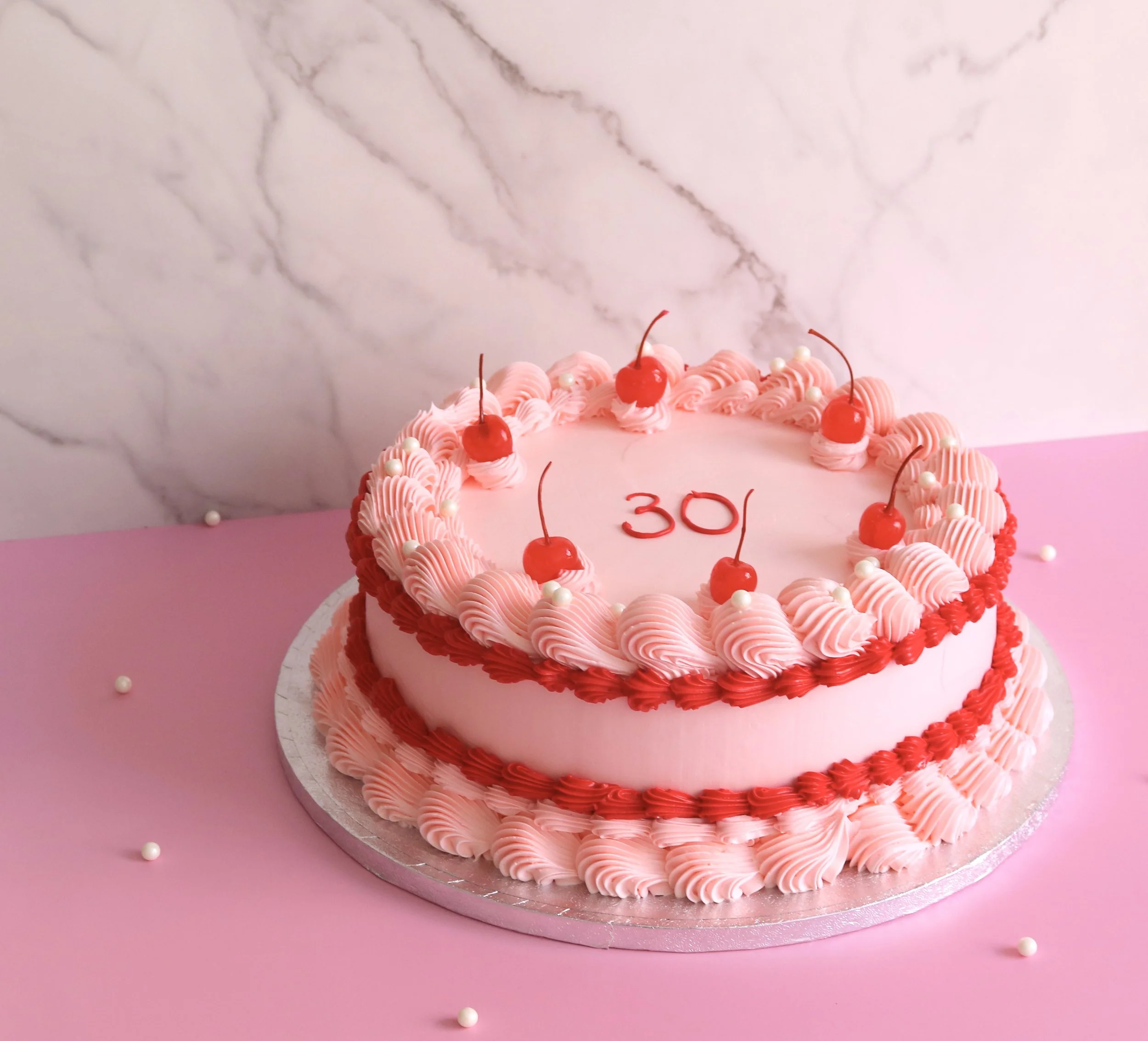 30th birthday cake with vintage decoration