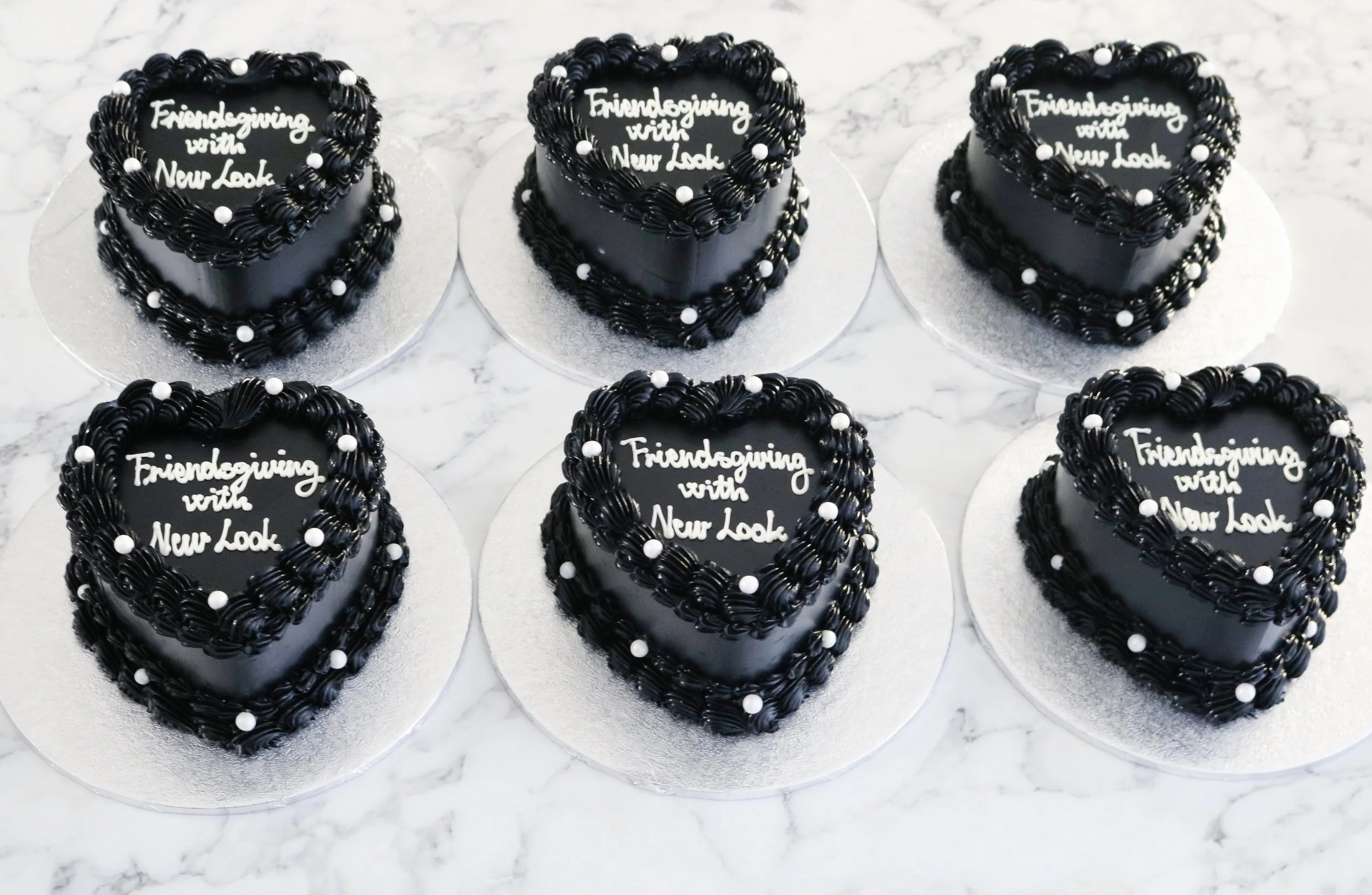 mini heart shape cakes for corporate gifting in London