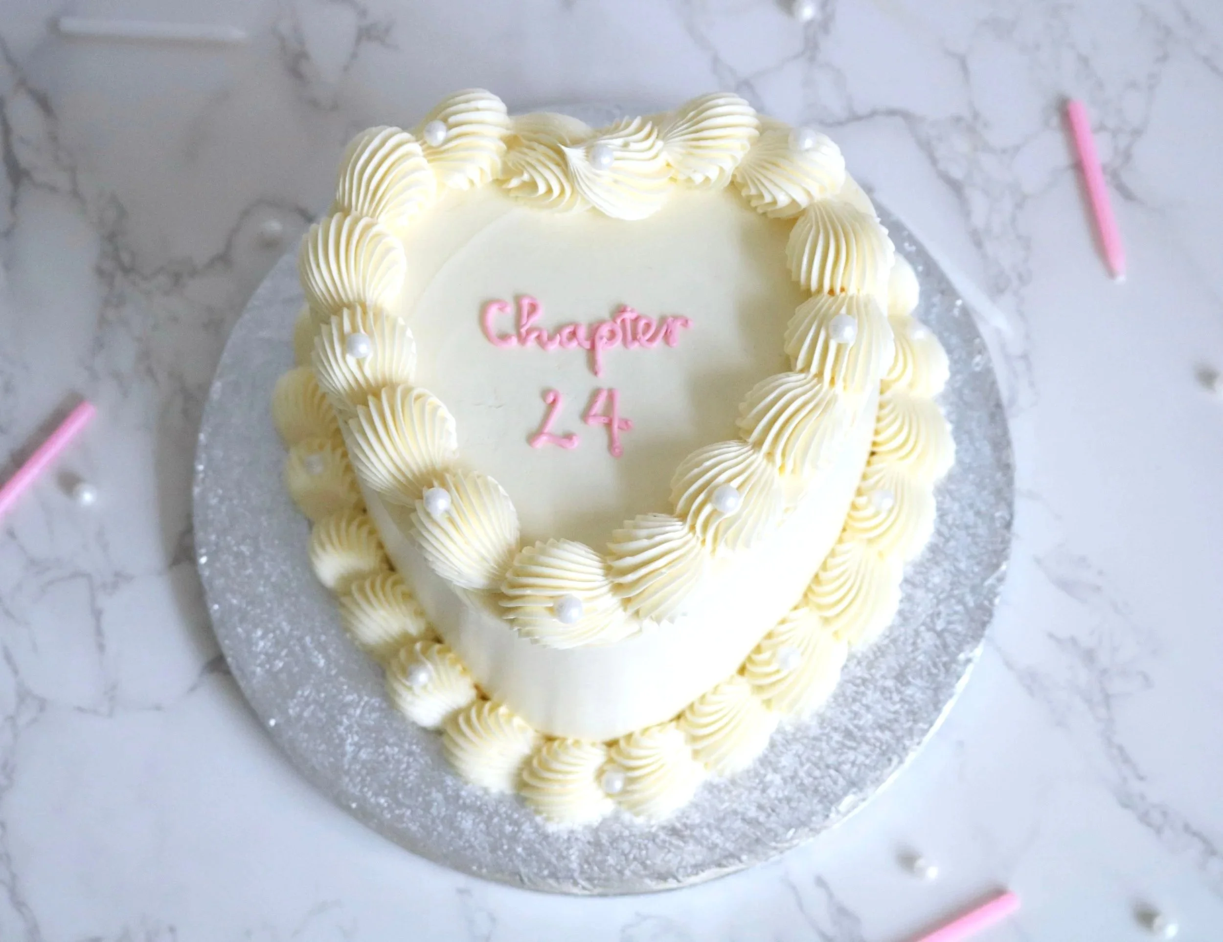 Adorable Vintage Heart Cake (Choose Your Colour Scheme)