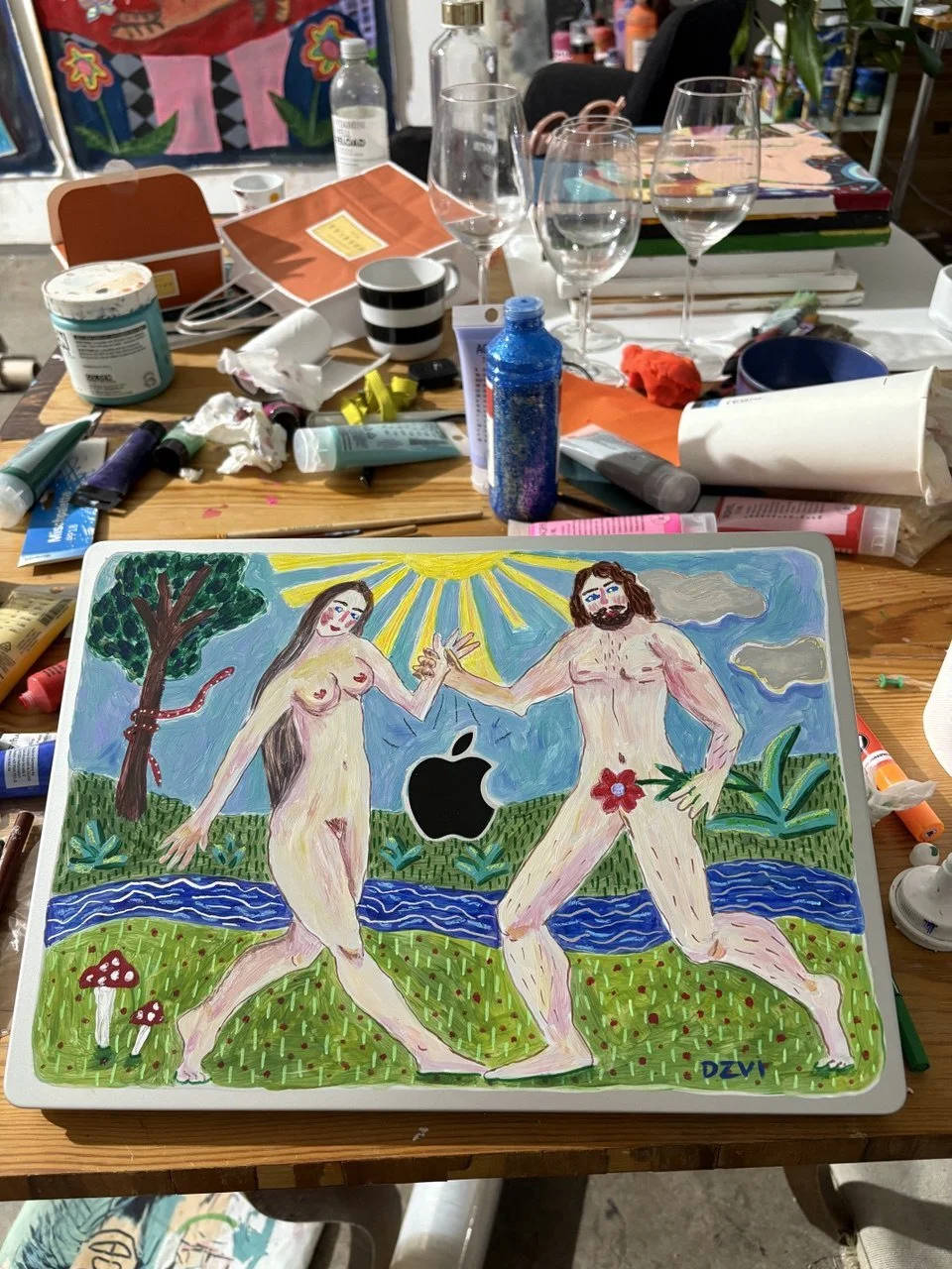 Custom Macbook hand-painting 2025 