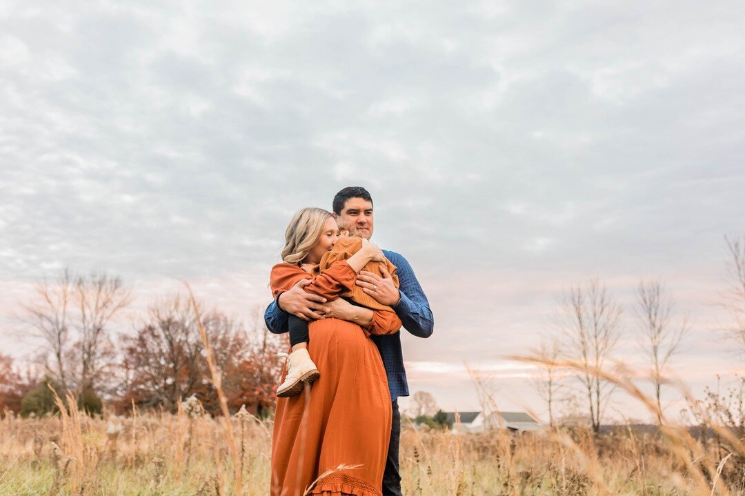 That's a wrap on mini sessions for the year! Still a couple full family sessions left to go but I'm looking forward to a quiet and relaxing Thanksgiving and I wish the same for all of you!