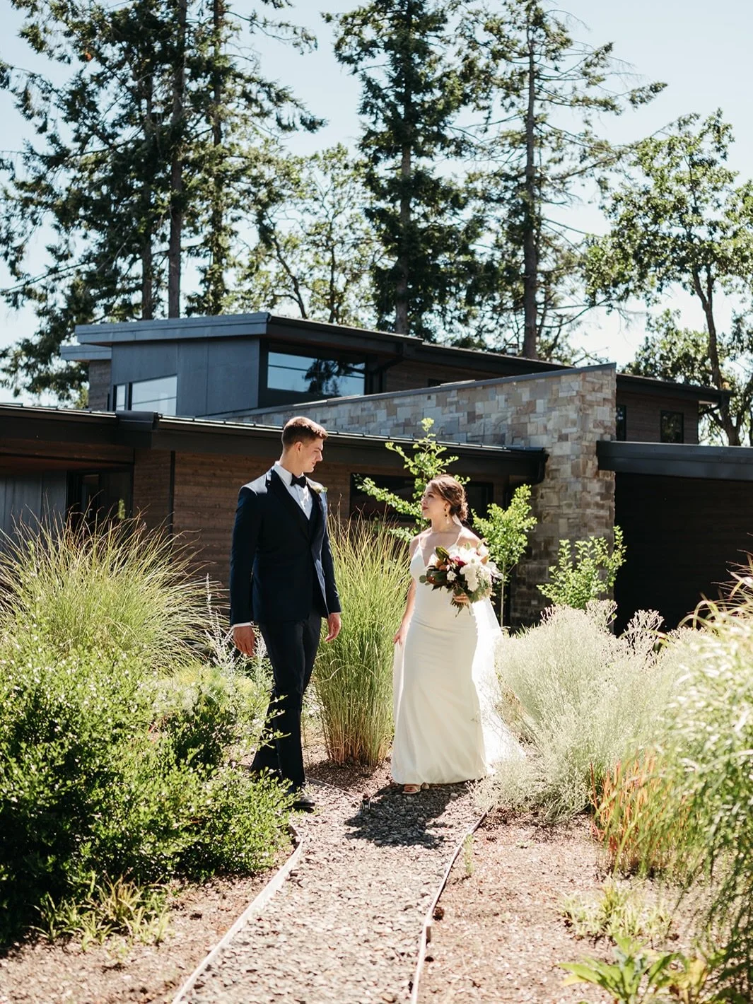 So excited to see these babes again today as well as their awesome family! ❤️❤️ It&rsquo;s always so fun to be able to reconnect with past wedding couples! See you soon Quigleys!