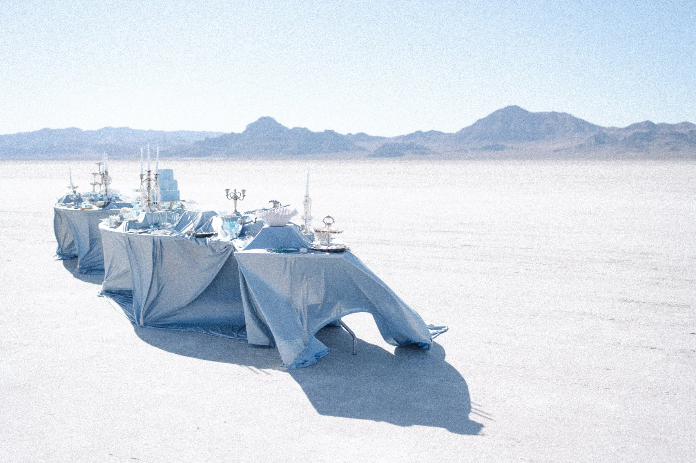 blue wedding tablescape in an oceanic theme on the Bonneville Salt Flats