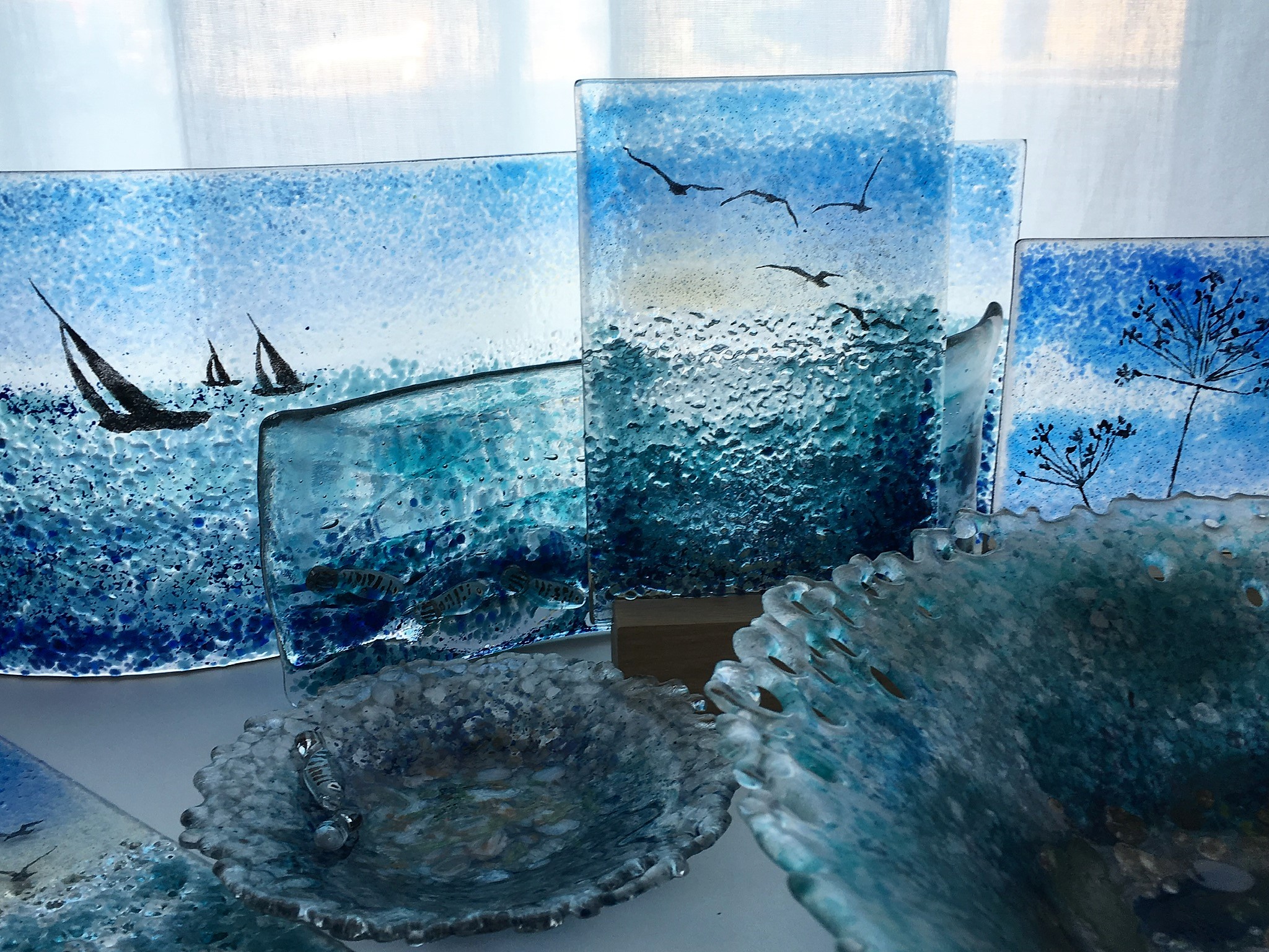 Freestanding pieces