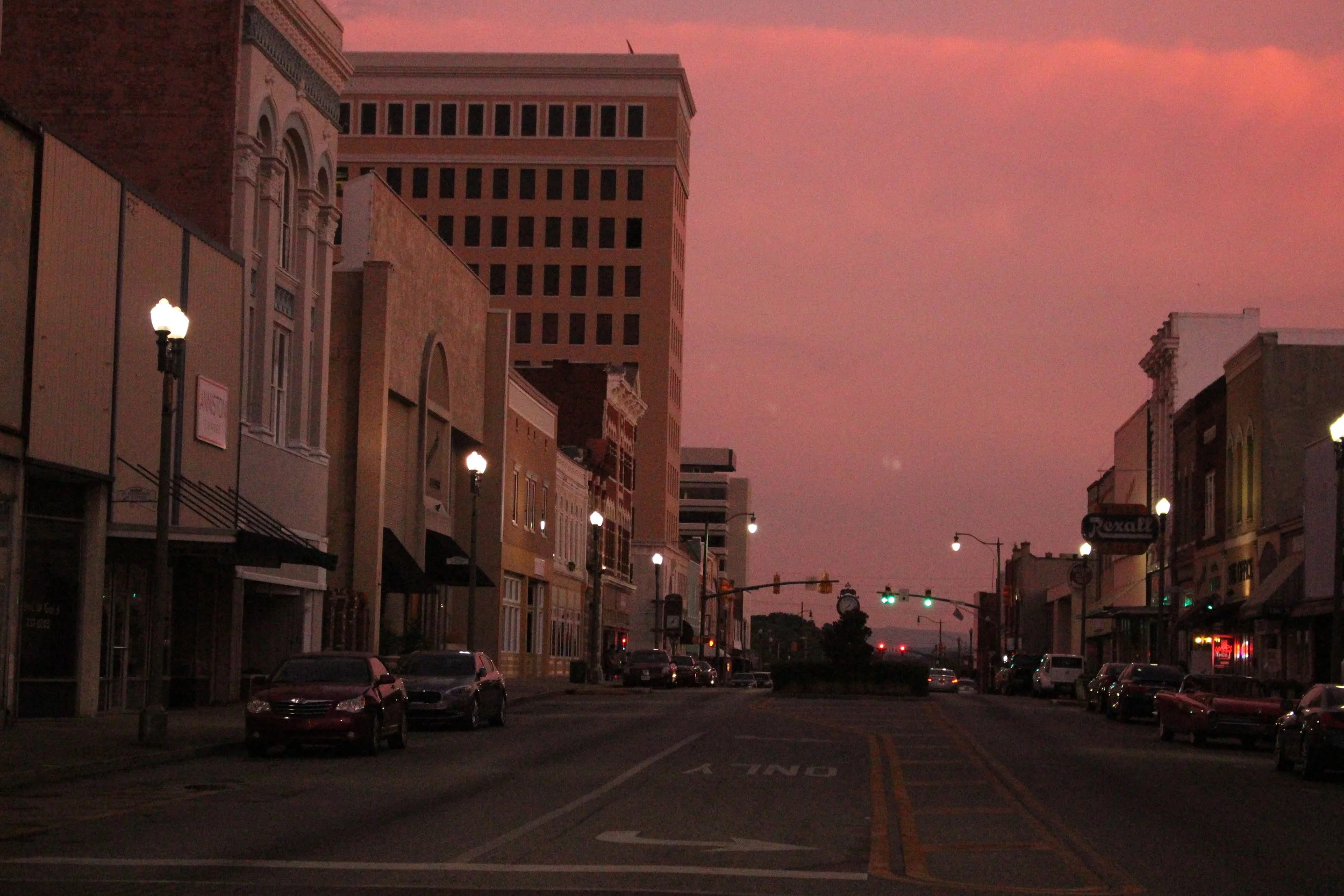 Welcome to Anniston, "The Model City"