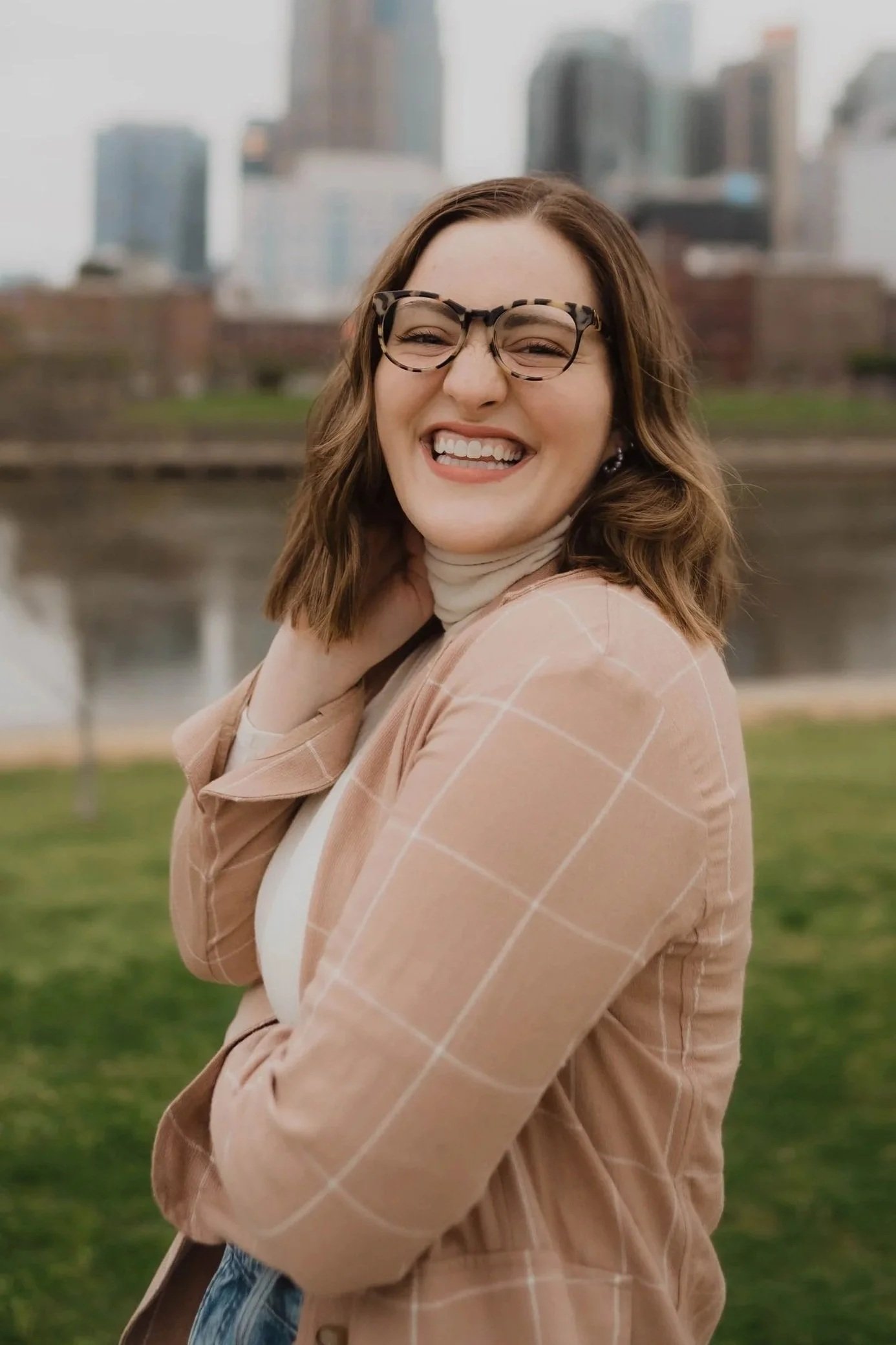 Jessie Getty's, AMFT

Jessie earned her Masters of Marriage and Family Therapy from Lipscomb University and provides both in-person and virtual sessions at Sparrow Creek Counseling. 

Jessie has a unique gift for connecting with kids, teens and young