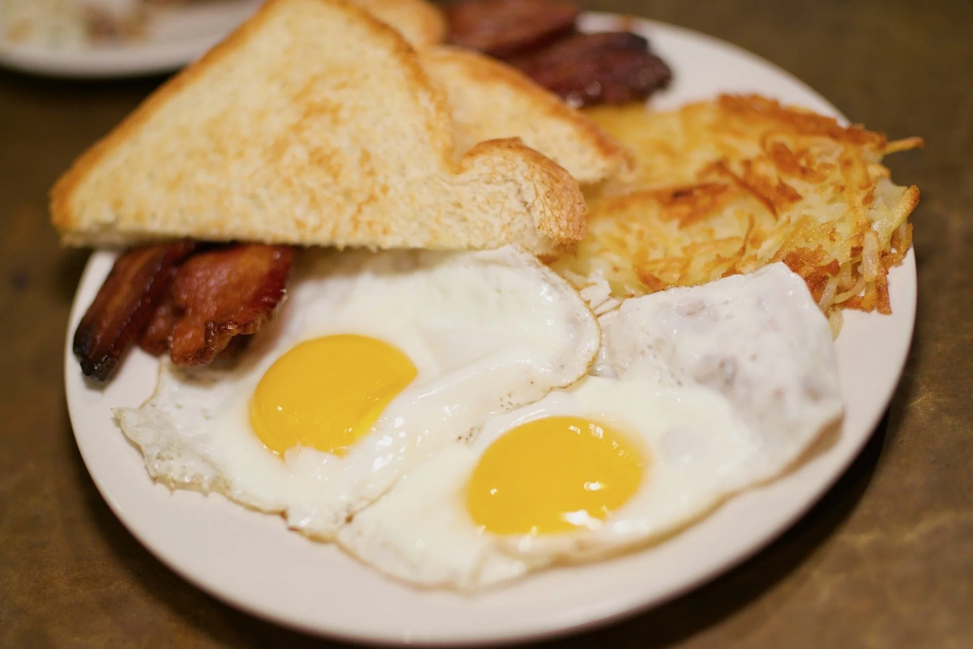 328 Grill Eggs.jpg