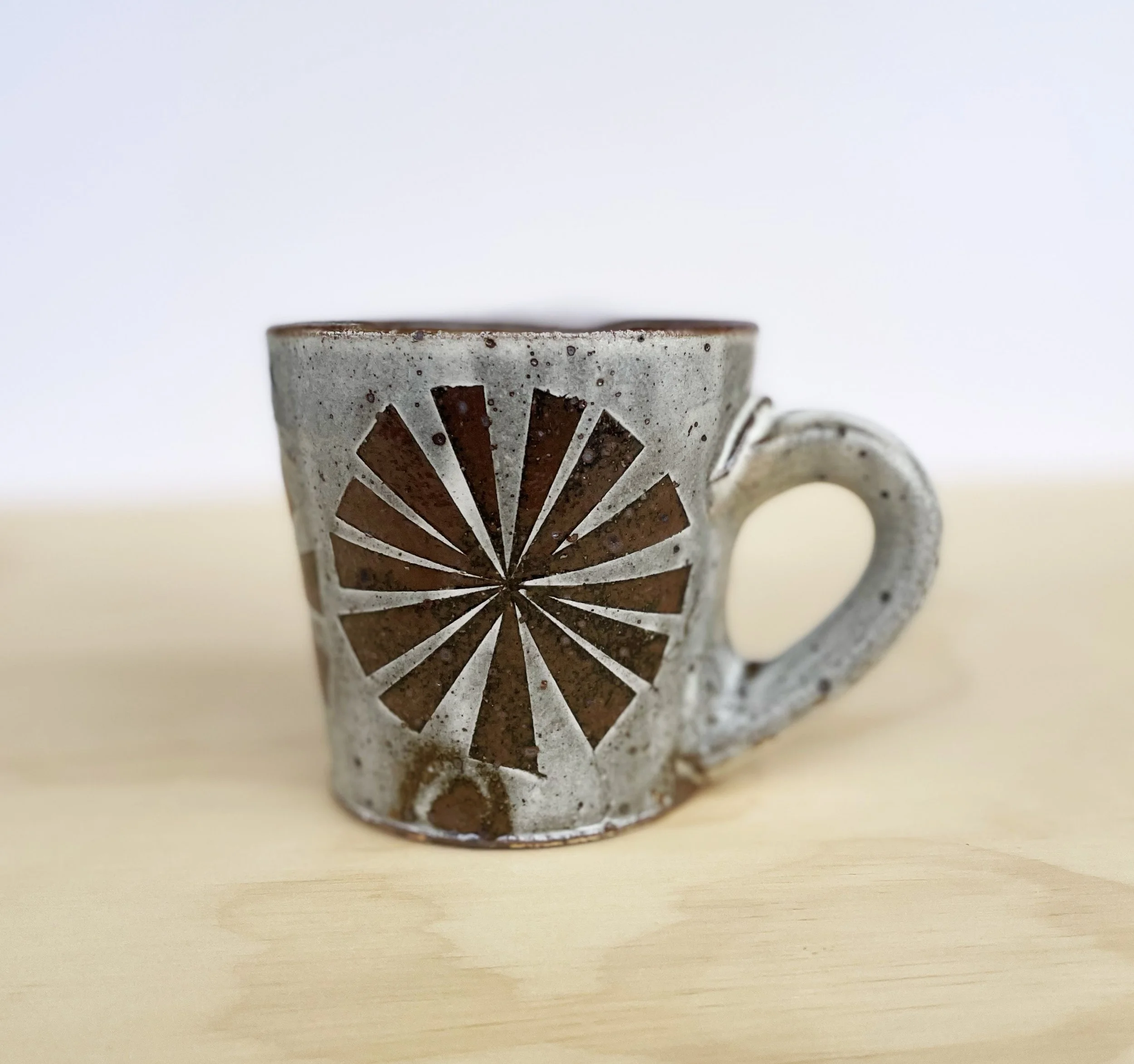 Mug8View2.jpg